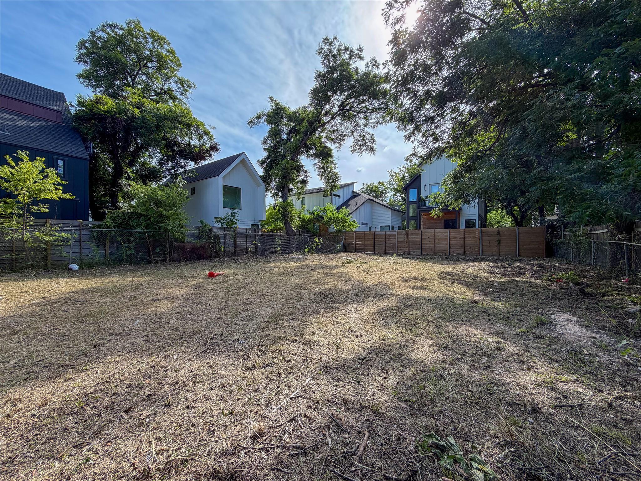 802 Maude ST, Austin, TX 78702 photo 4
