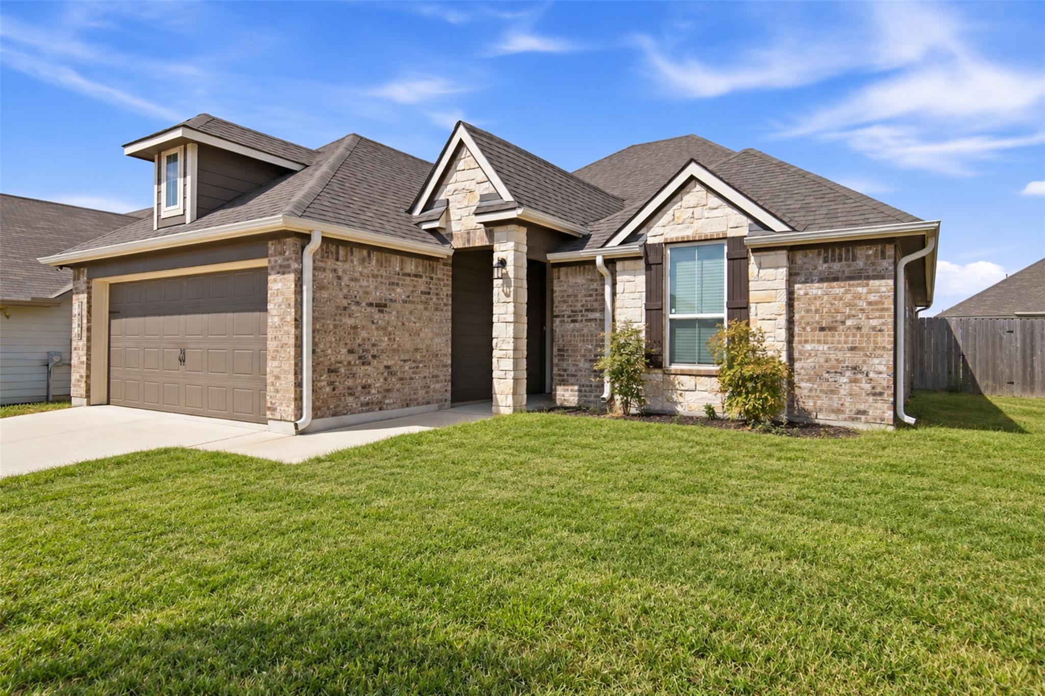 808 Fallbrook DR, Temple, TX 76502 photo 2