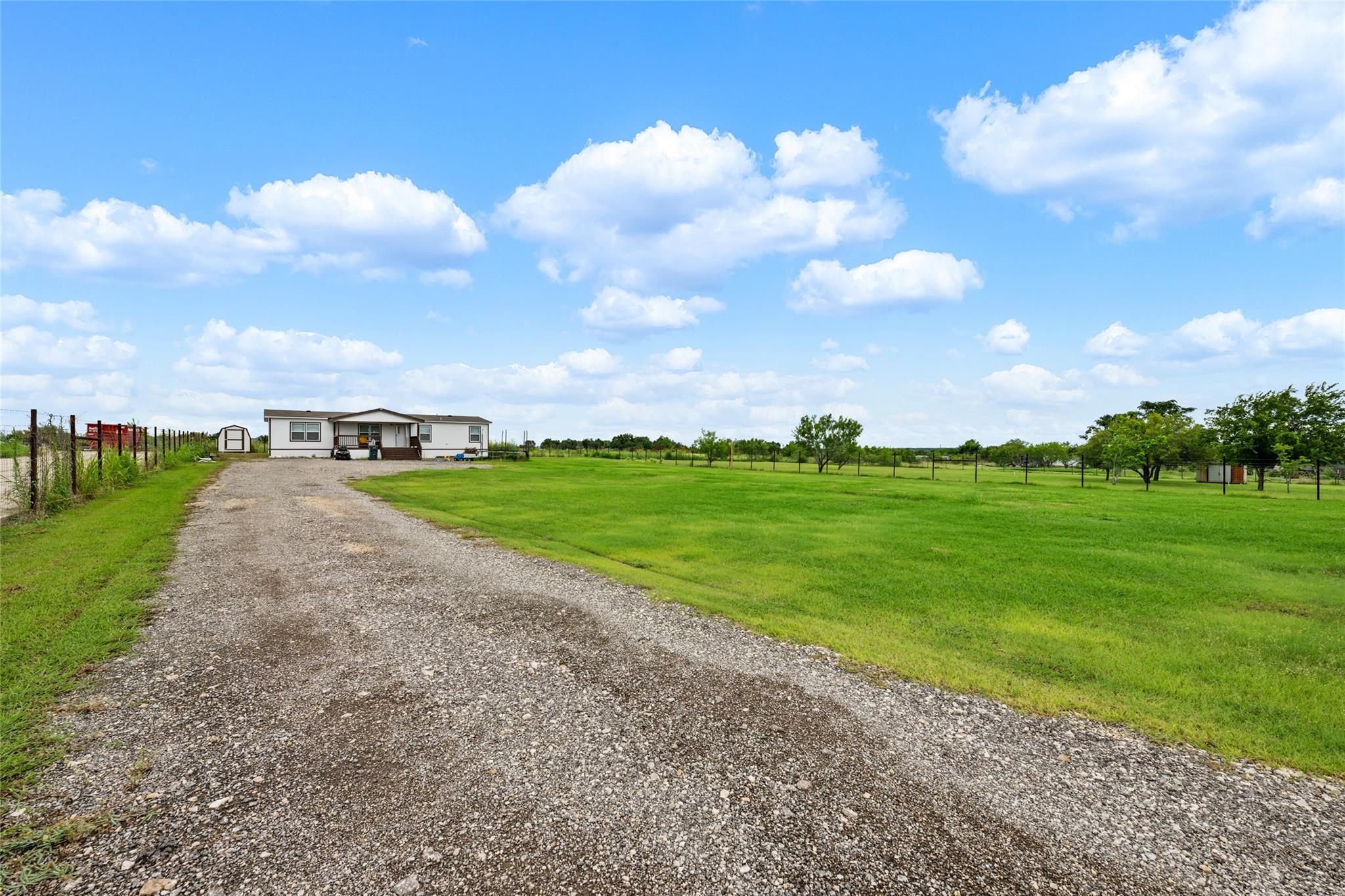 360 Shady Oaks DR #B, Kyle, TX 78640 photo 4