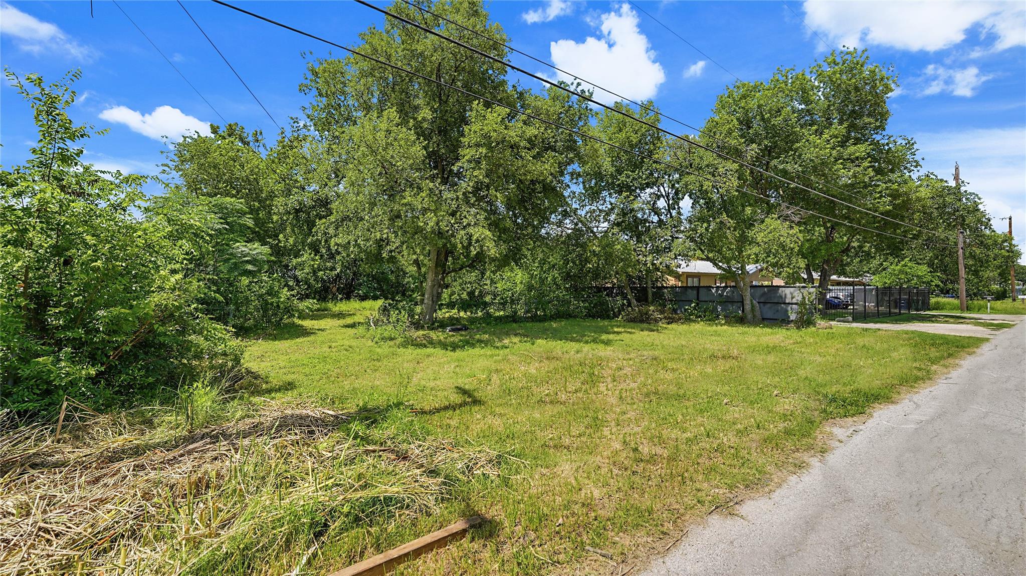 144 Dinn DR, San Antonio, TX 78218 photo 3