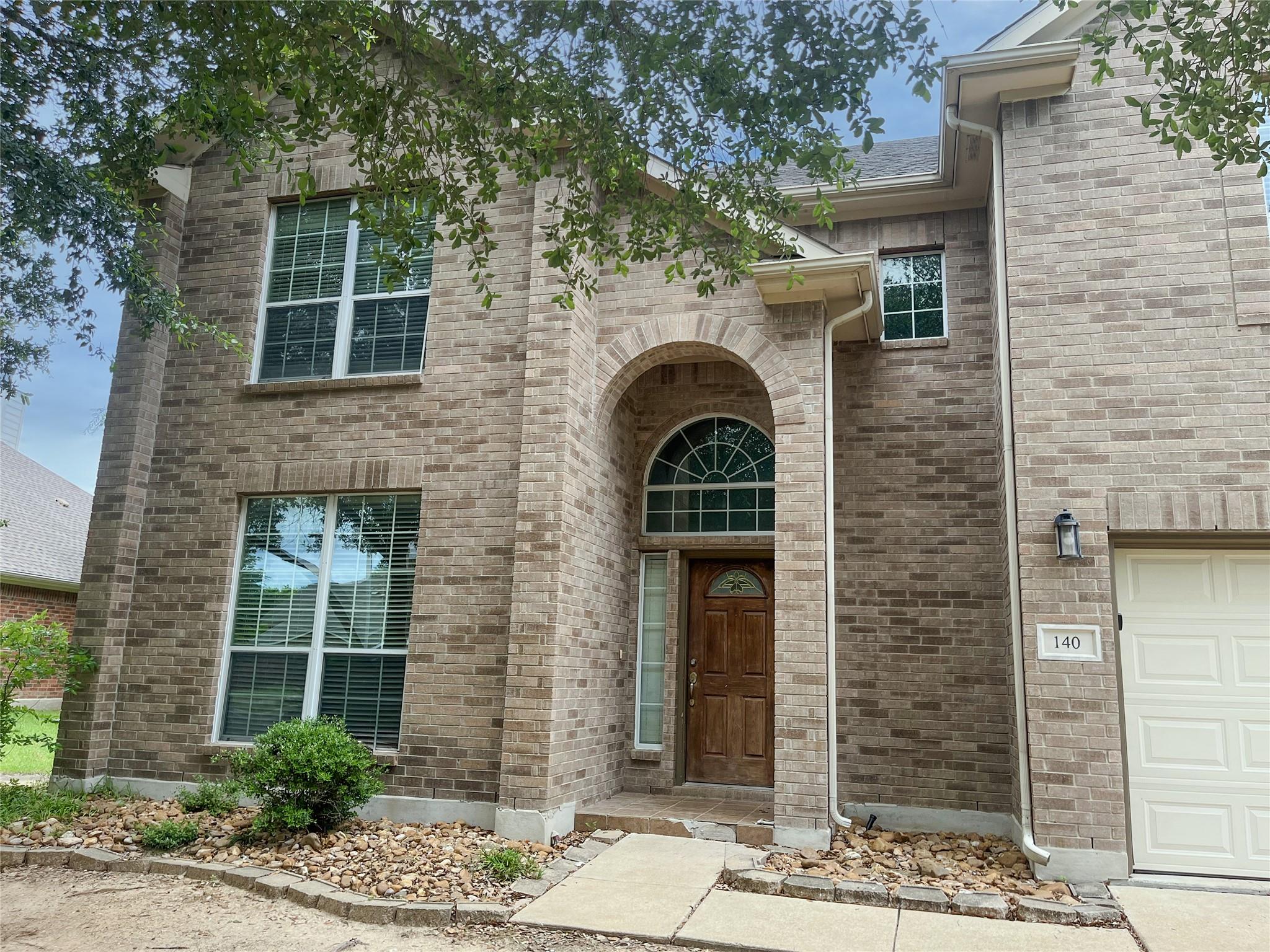 140 Pecanwood, Kyle, TX 78640 photo 3