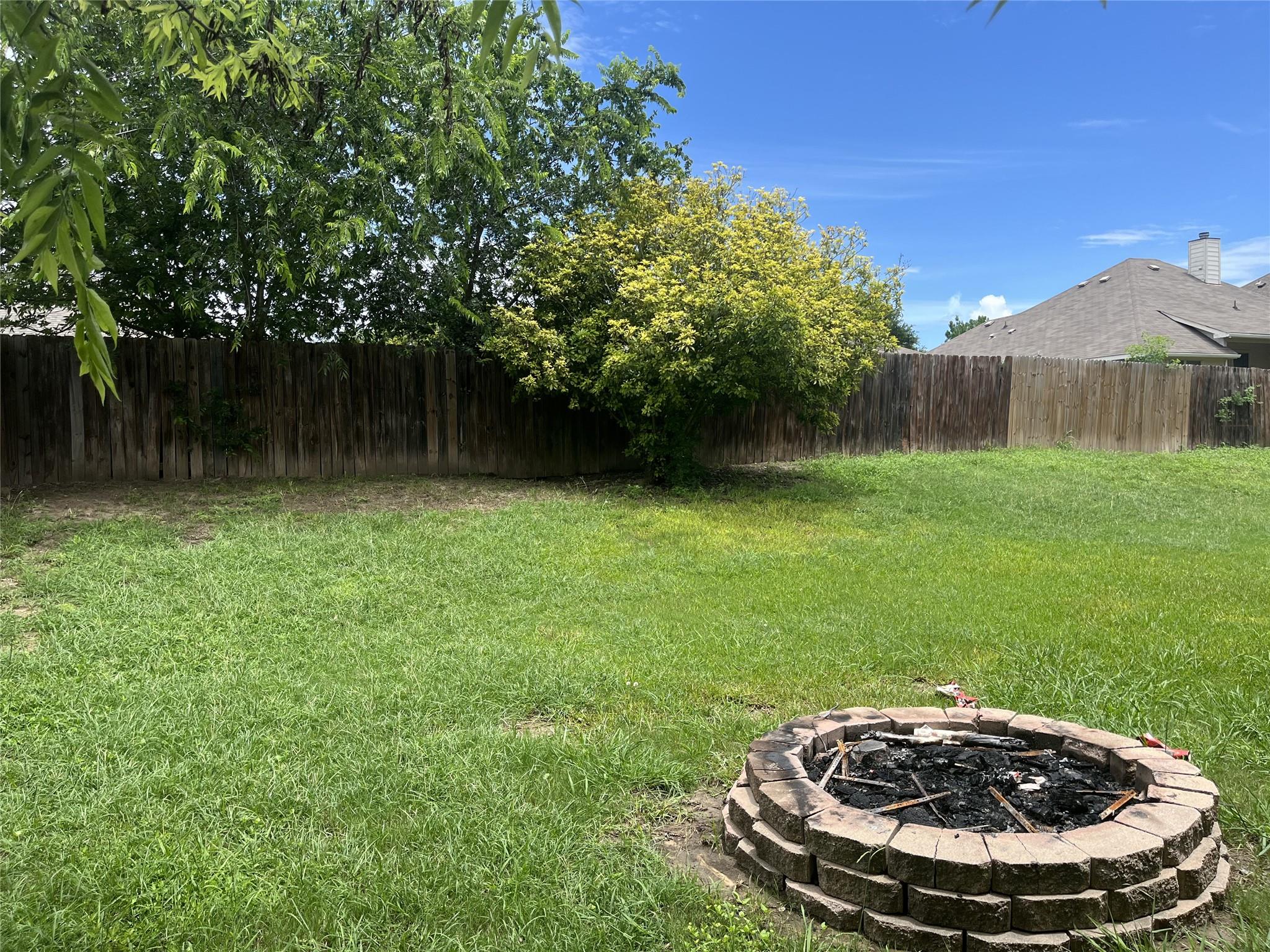 140 Pecanwood, Kyle, TX 78640 photo 4