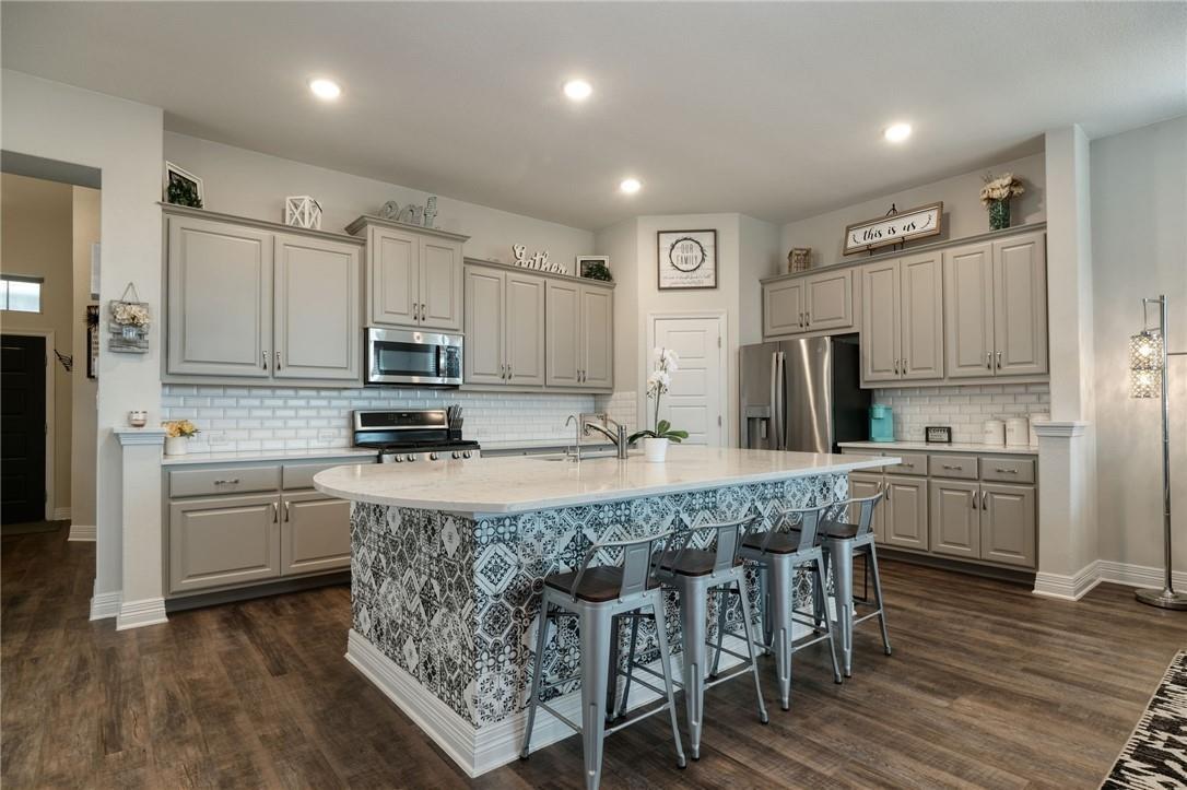 229 Bonnet BLVD, Georgetown, TX 78628 photo 2