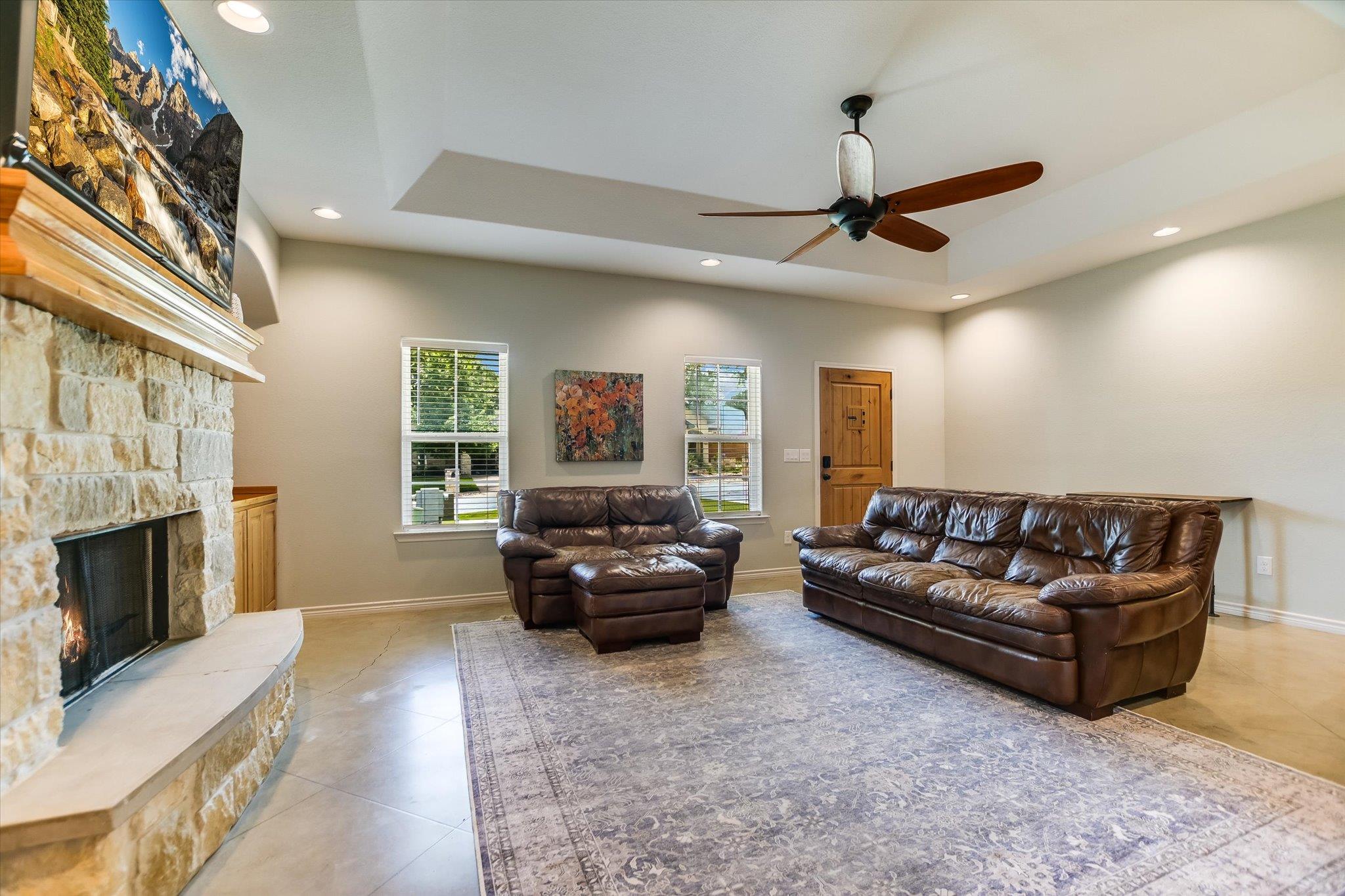 705 Woodland Park DR, Marble Falls, TX 78654 photo 3