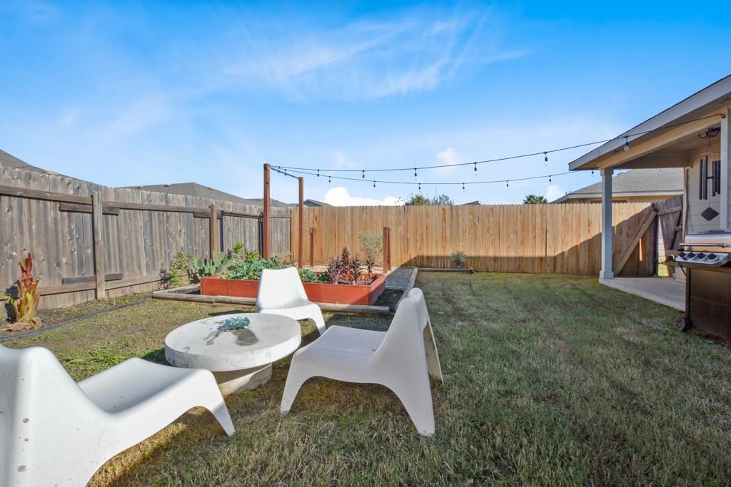7608 Cayenne LN, Austin, TX 78741 photo 4