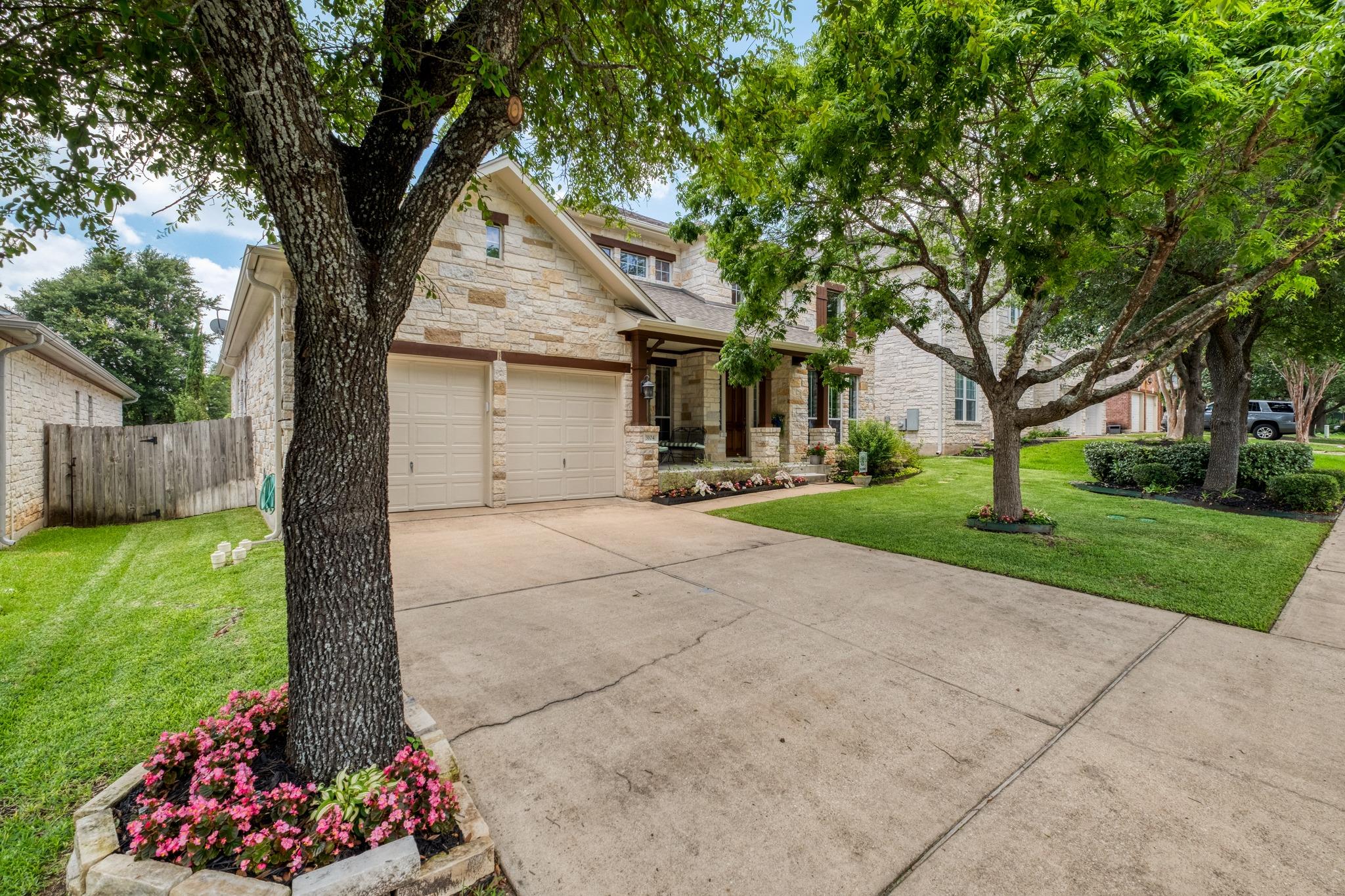 3104 Luminoso LN, Round Rock, TX 78681 photo 2