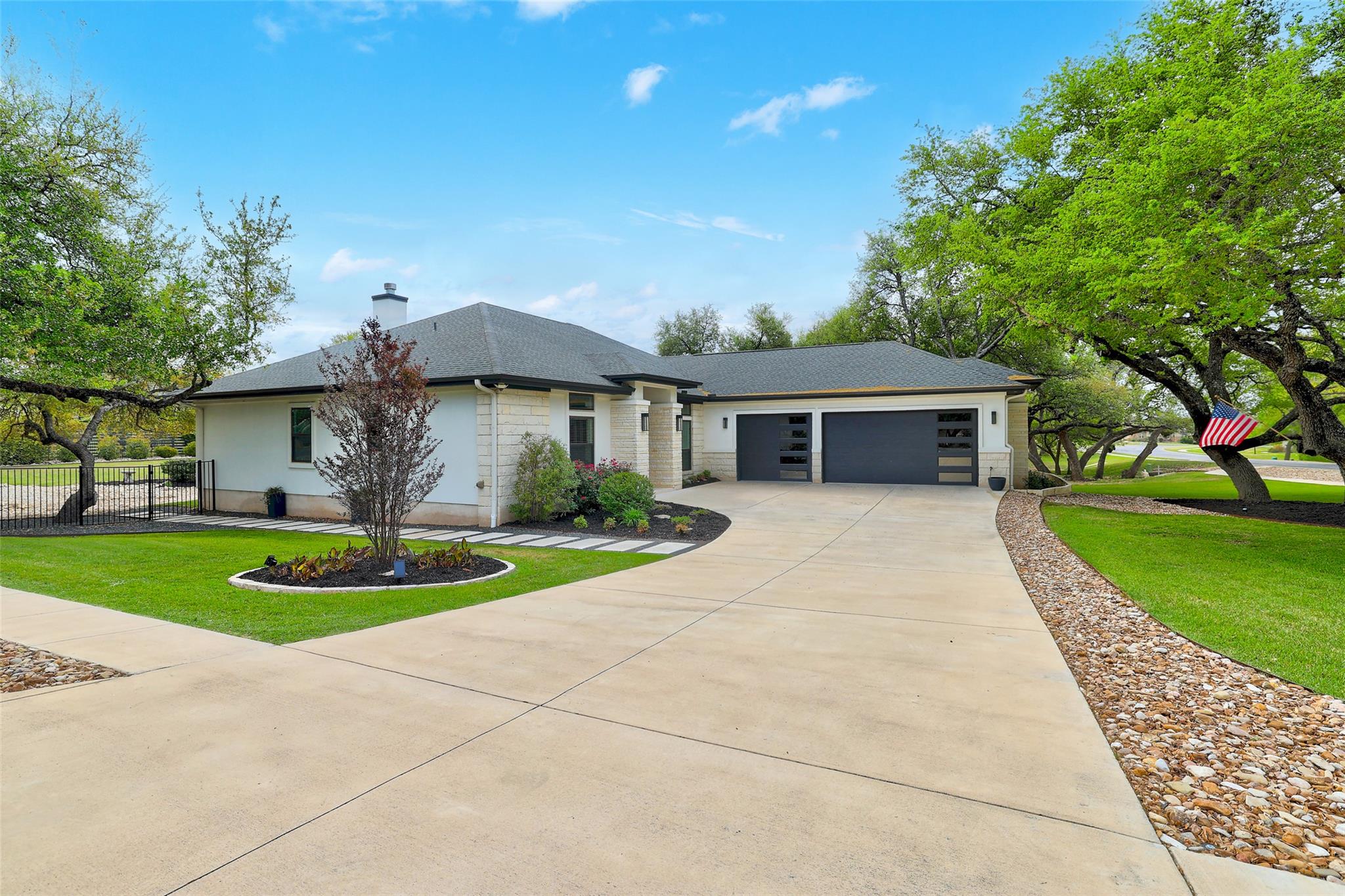 705 Pheasant MDW, Liberty Hill, TX 78642 photo 2