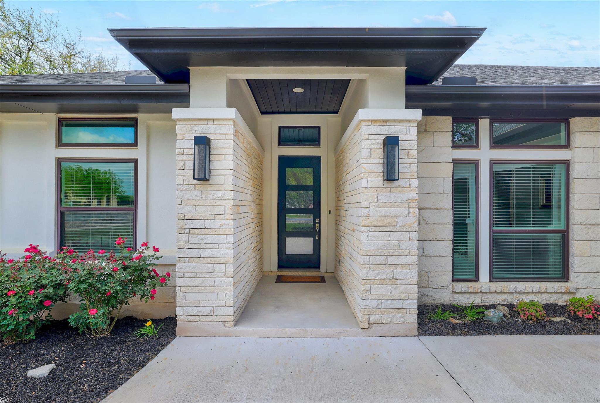 705 Pheasant MDW, Liberty Hill, TX 78642 photo 4