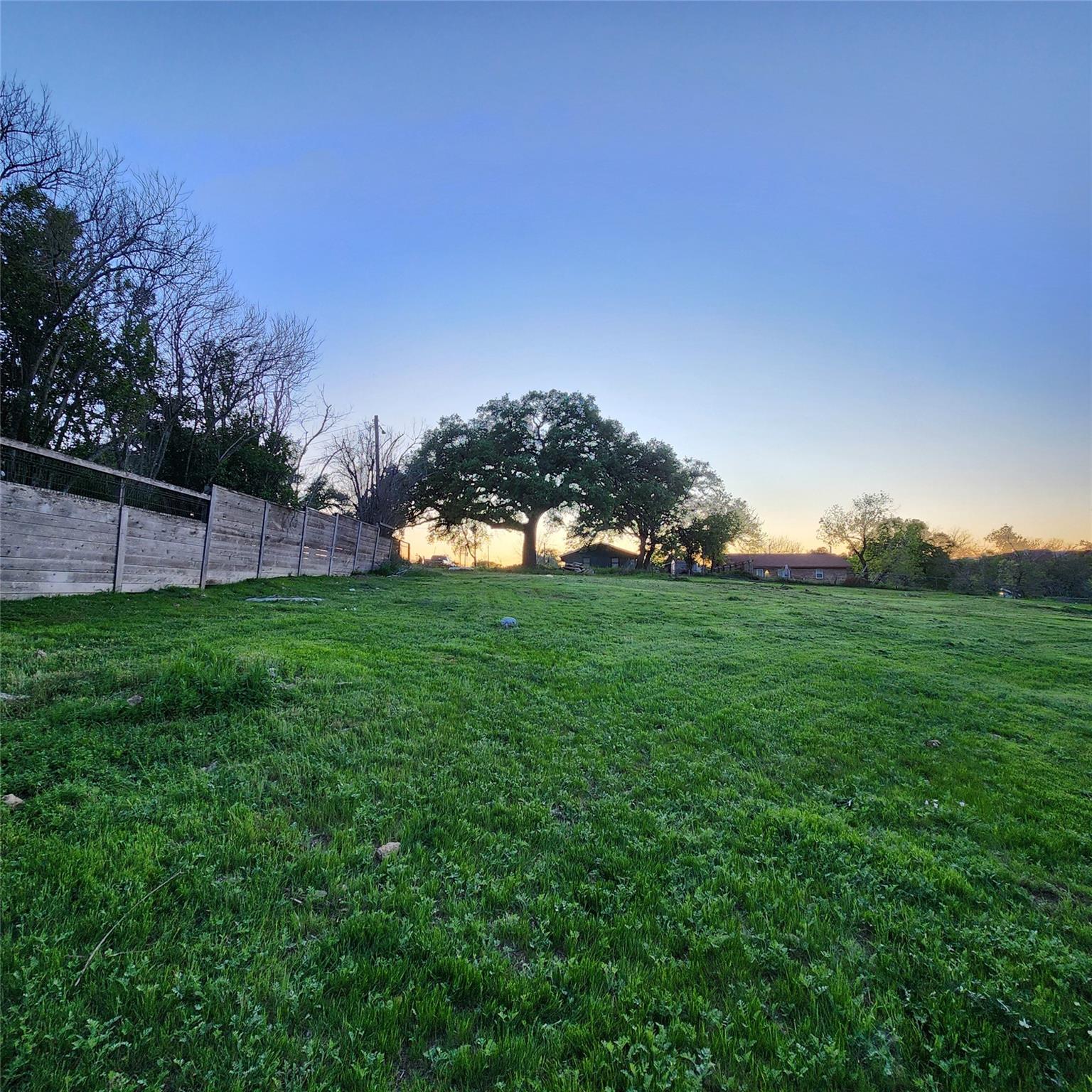 701 Montgomery ST, Georgetown, TX 78626 photo 3