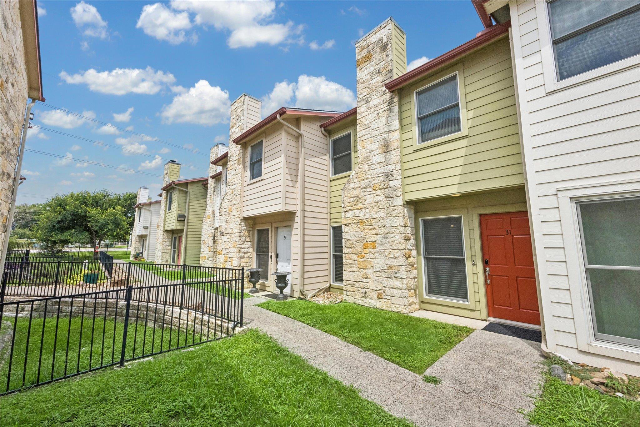 6900 Riverside DR #31, Austin, TX 78741 photo 4