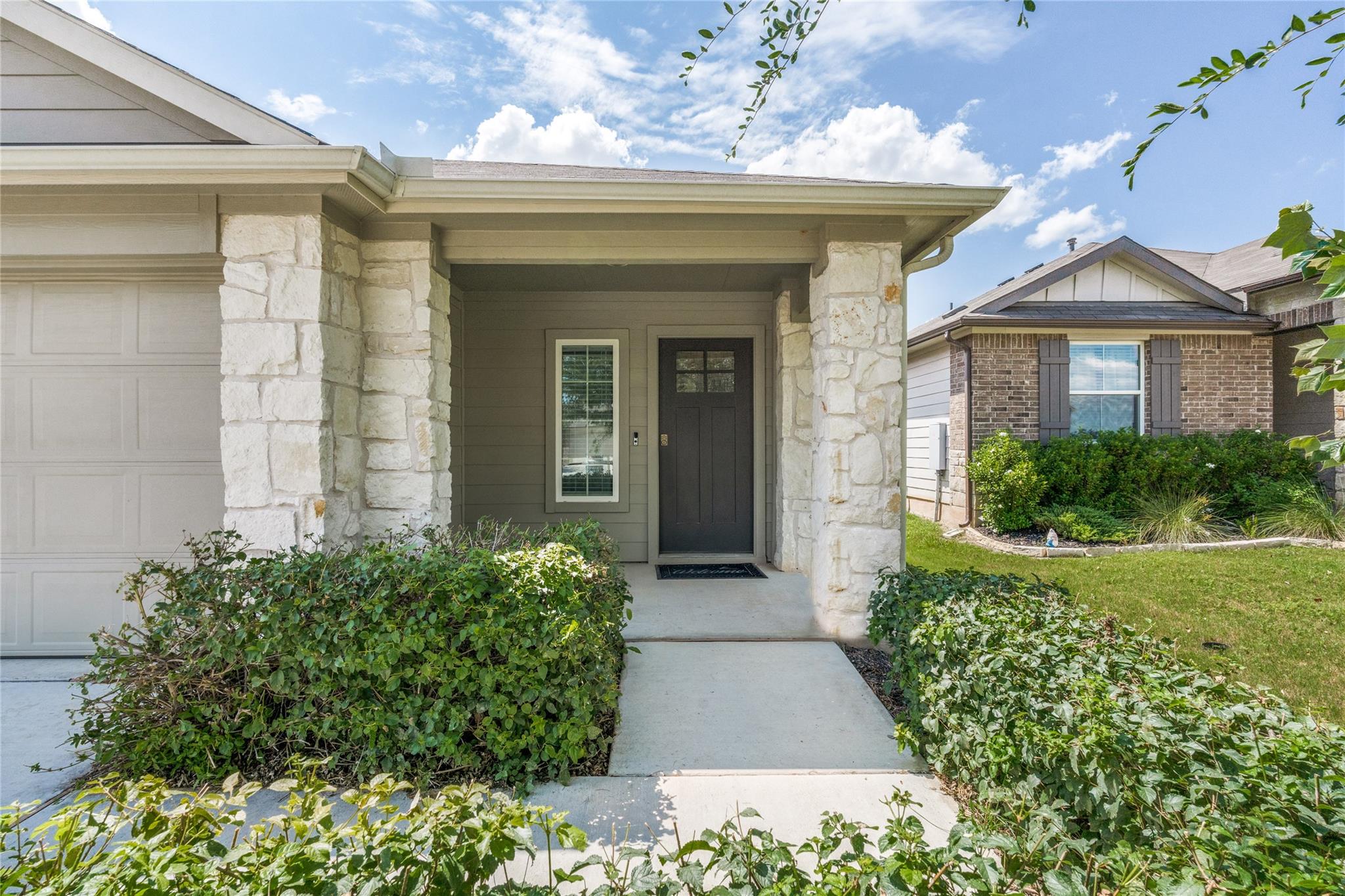 195 Coralbean DR, Kyle, TX 78640 photo 3