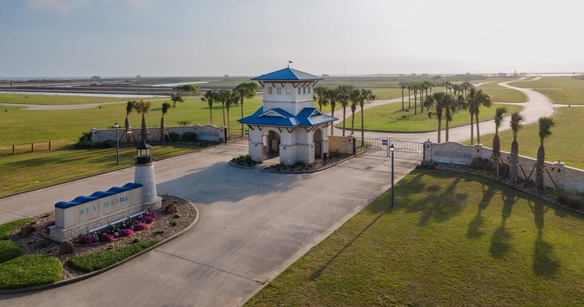 3565 Kiawah CIR, Palacios, TX 77465 photo 4