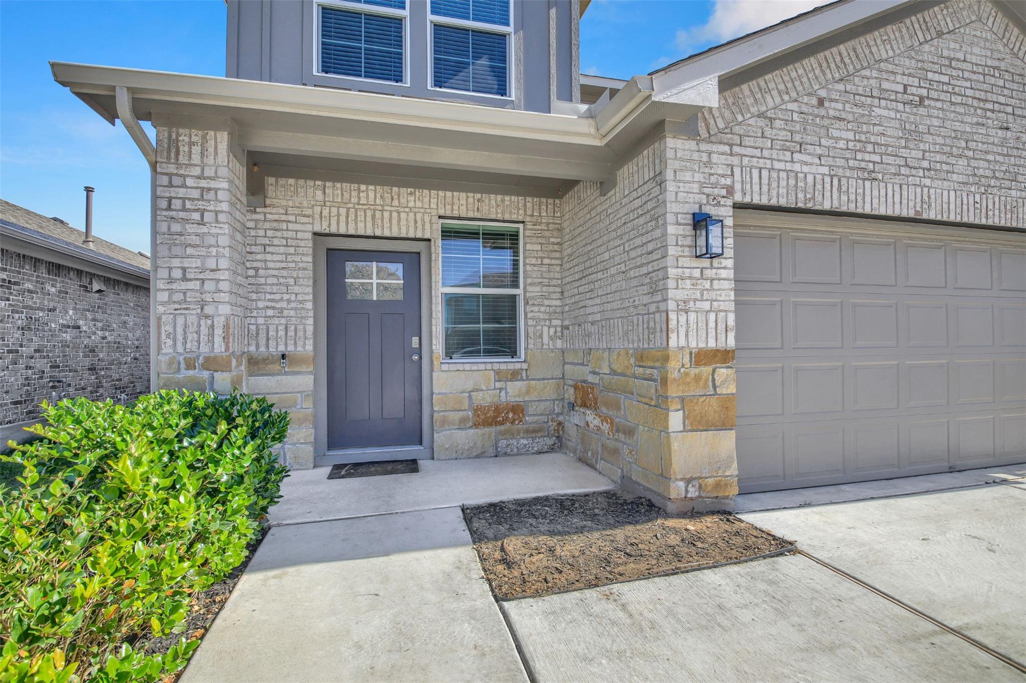 205 Tributary WAY, Bastrop, TX 78602 photo 2