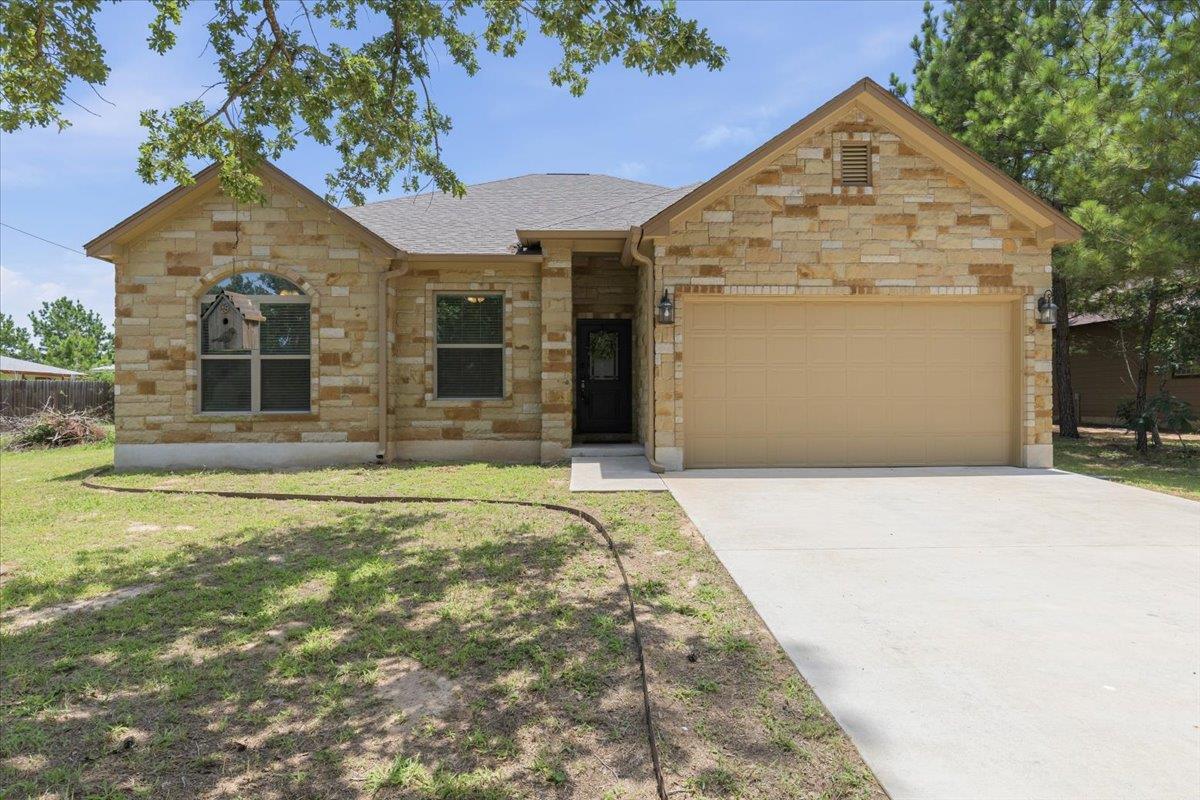 145 Cardinal LOOP, Paige, TX 78659 photo 2
