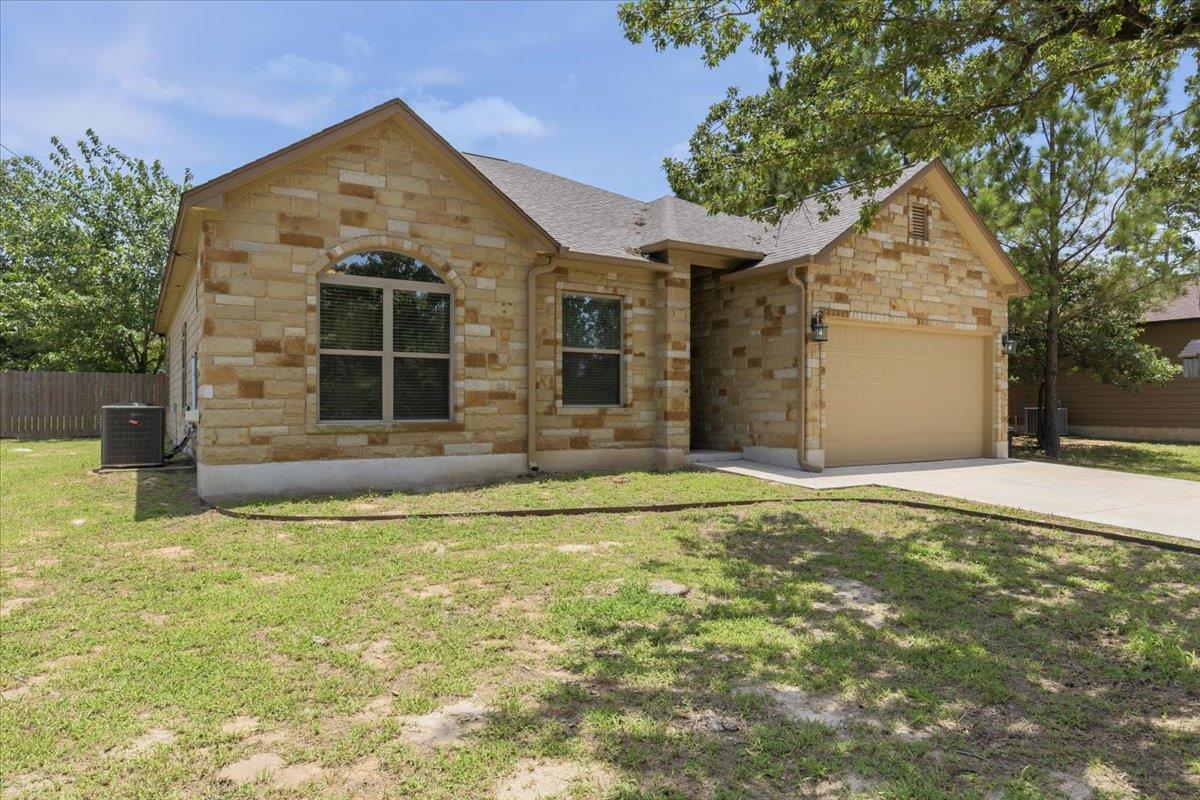 145 Cardinal LOOP, Paige, TX 78659 photo 3