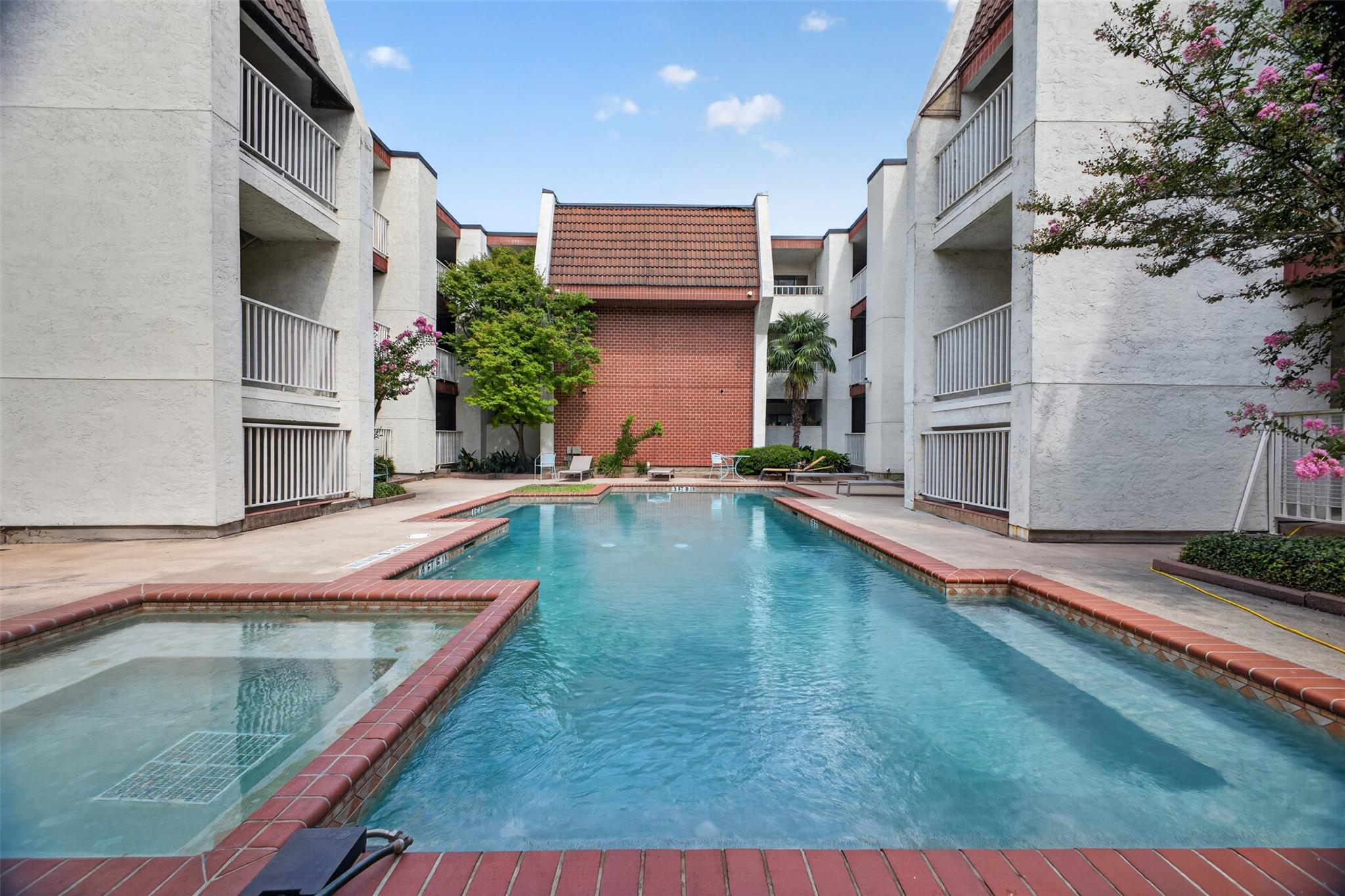 3115 Helms ST #314, Austin, TX 78705 photo 4