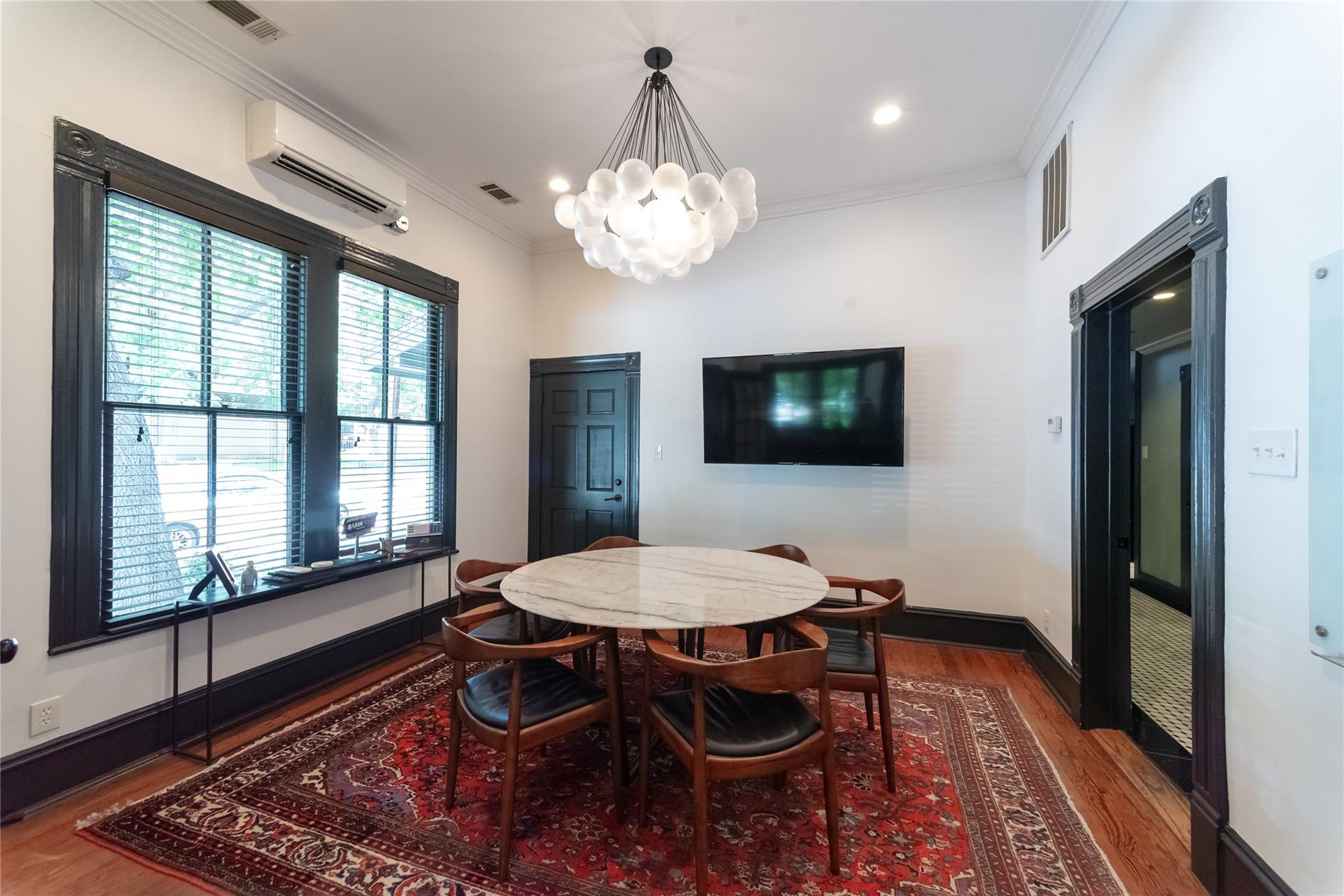 1701 Nueces ST, Austin, TX 78701 photo 4