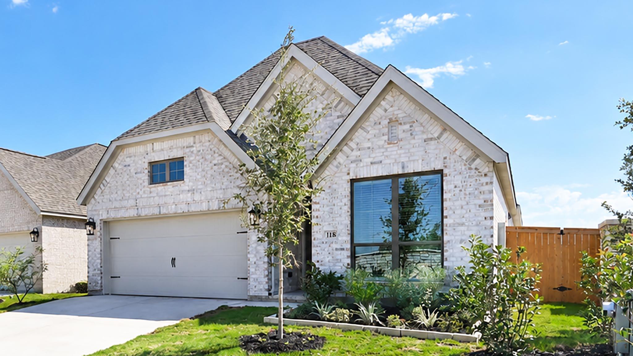 118 Basket Flower LOOP, Kyle, TX 78640 photo 2