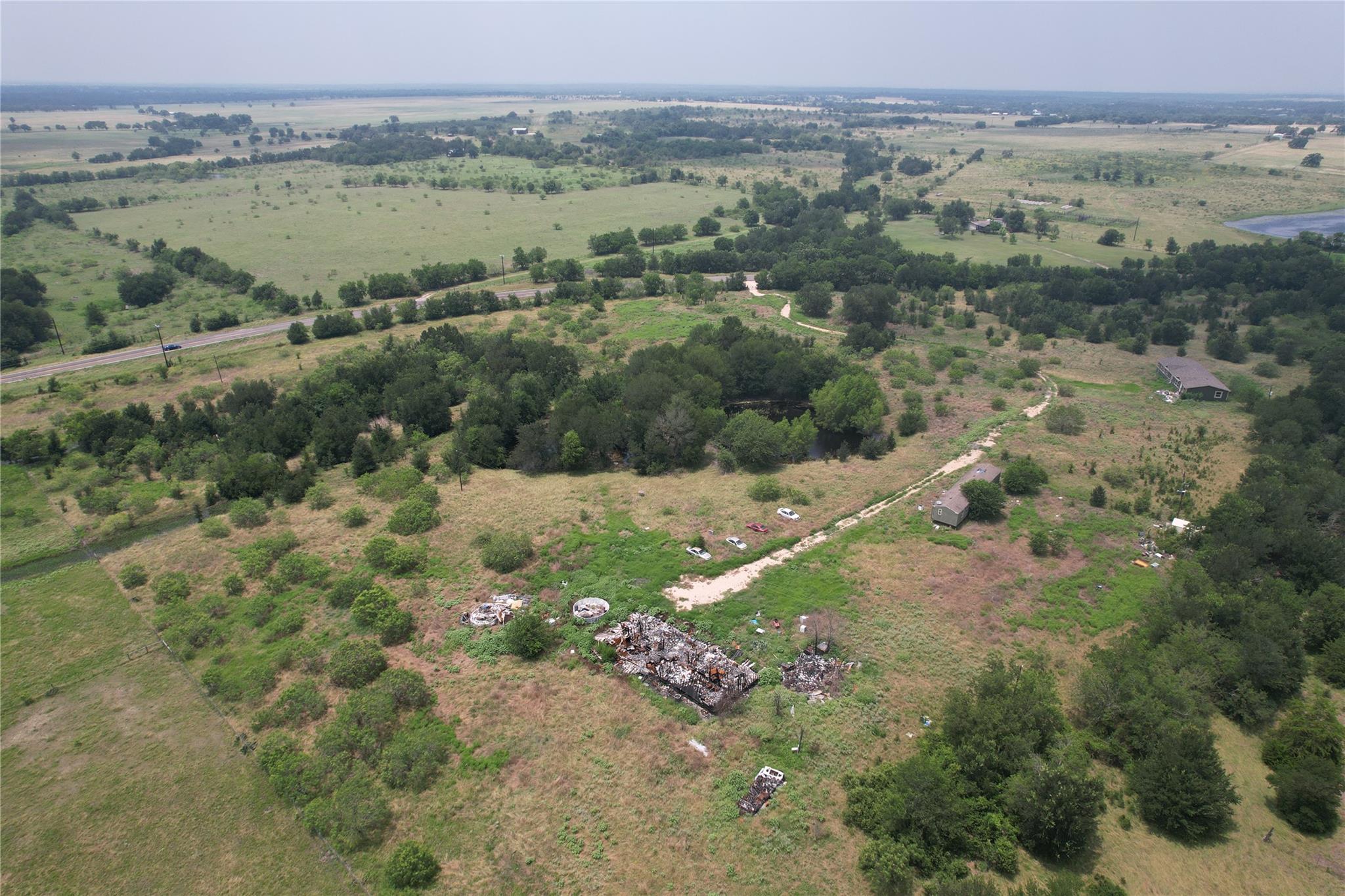240 Cummings RD, Thorndale, TX 76577 photo 5