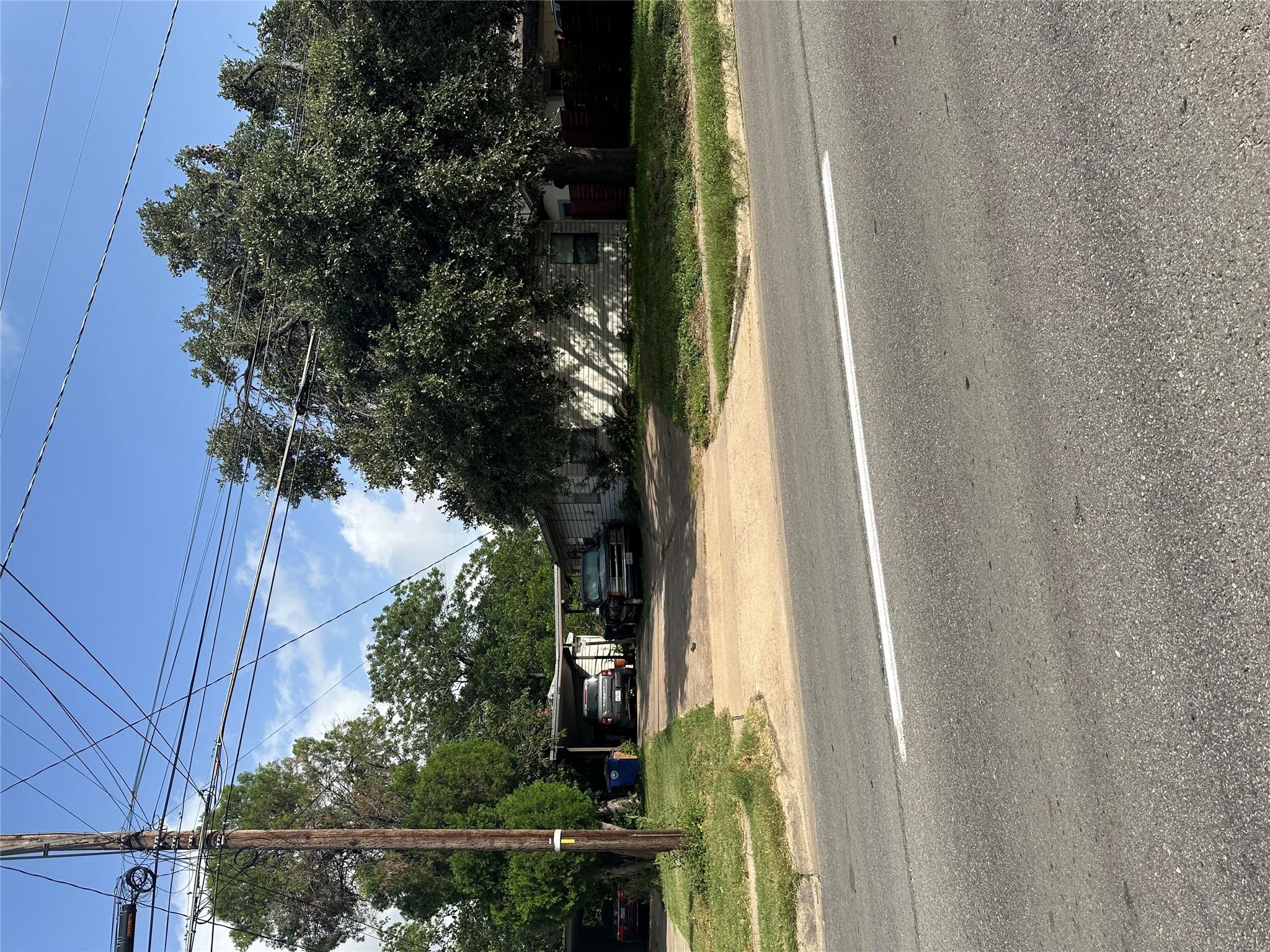 4502 1st ST, Austin, TX 78745 photo 2