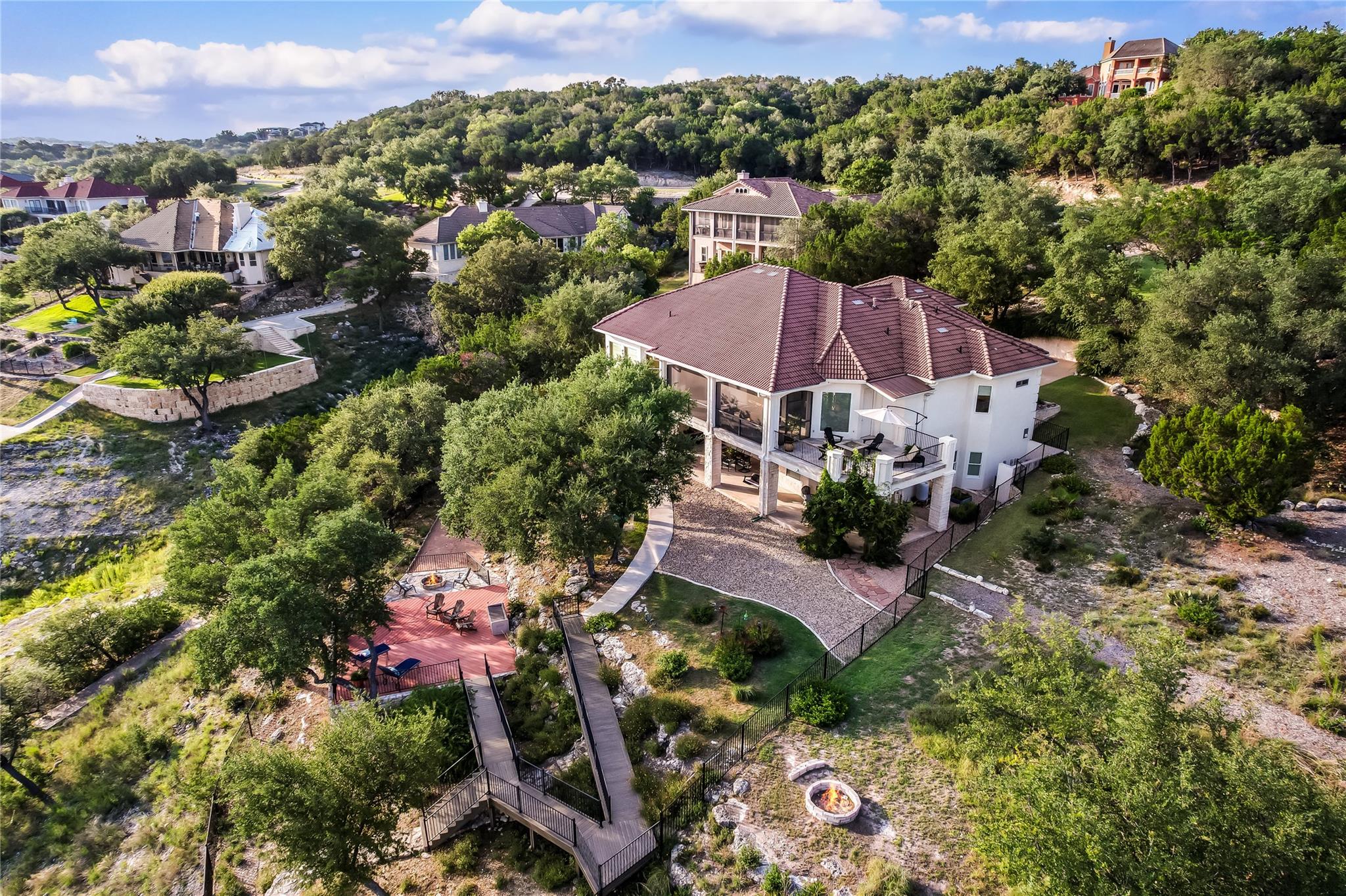 1307 Osprey Ridge LOOP, Lago Vista, TX 78645 photo 4