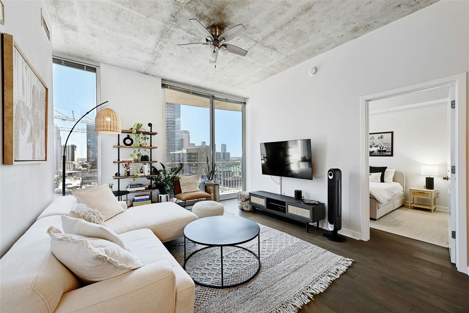 360 Nueces ST #1809, Austin, TX 78701 photo 2