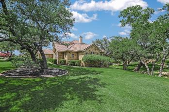 2401 Sailpoint DR, Spicewood, TX 78669 photo 4