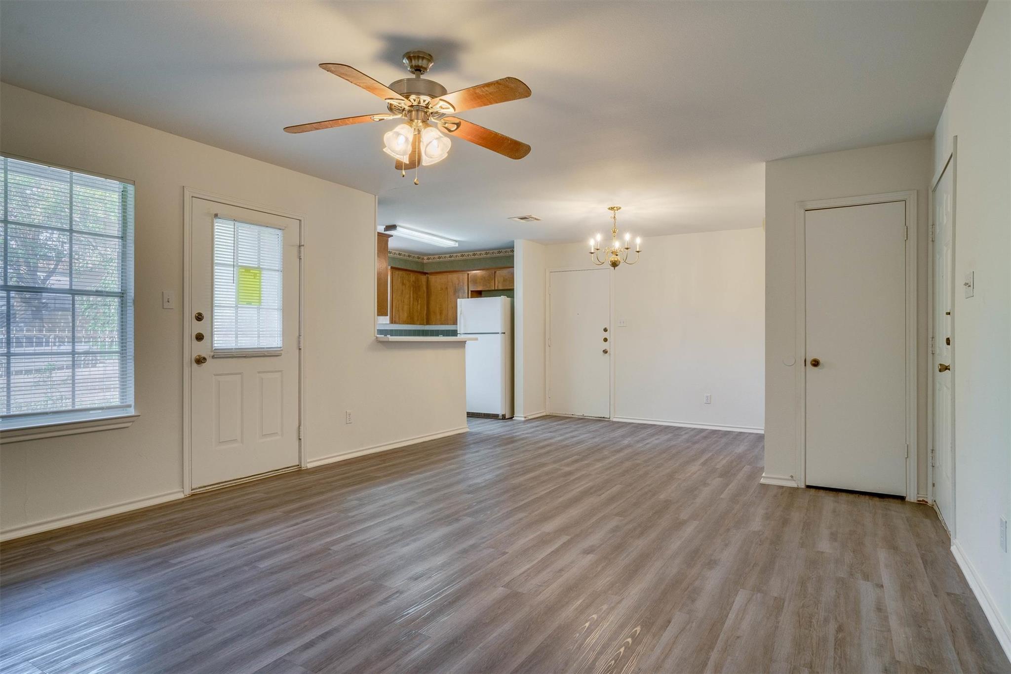 1720 Rawhide LOOP, Round Rock, TX 78681 photo 4