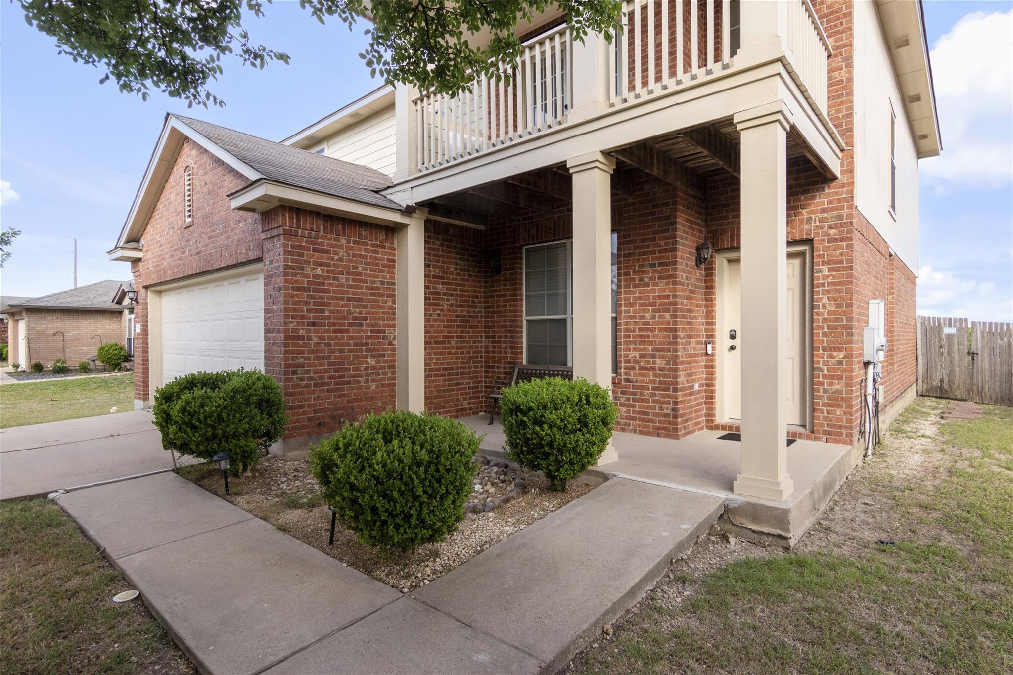 13524 Lyndon B Johnson ST, Manor, TX 78653 photo 3