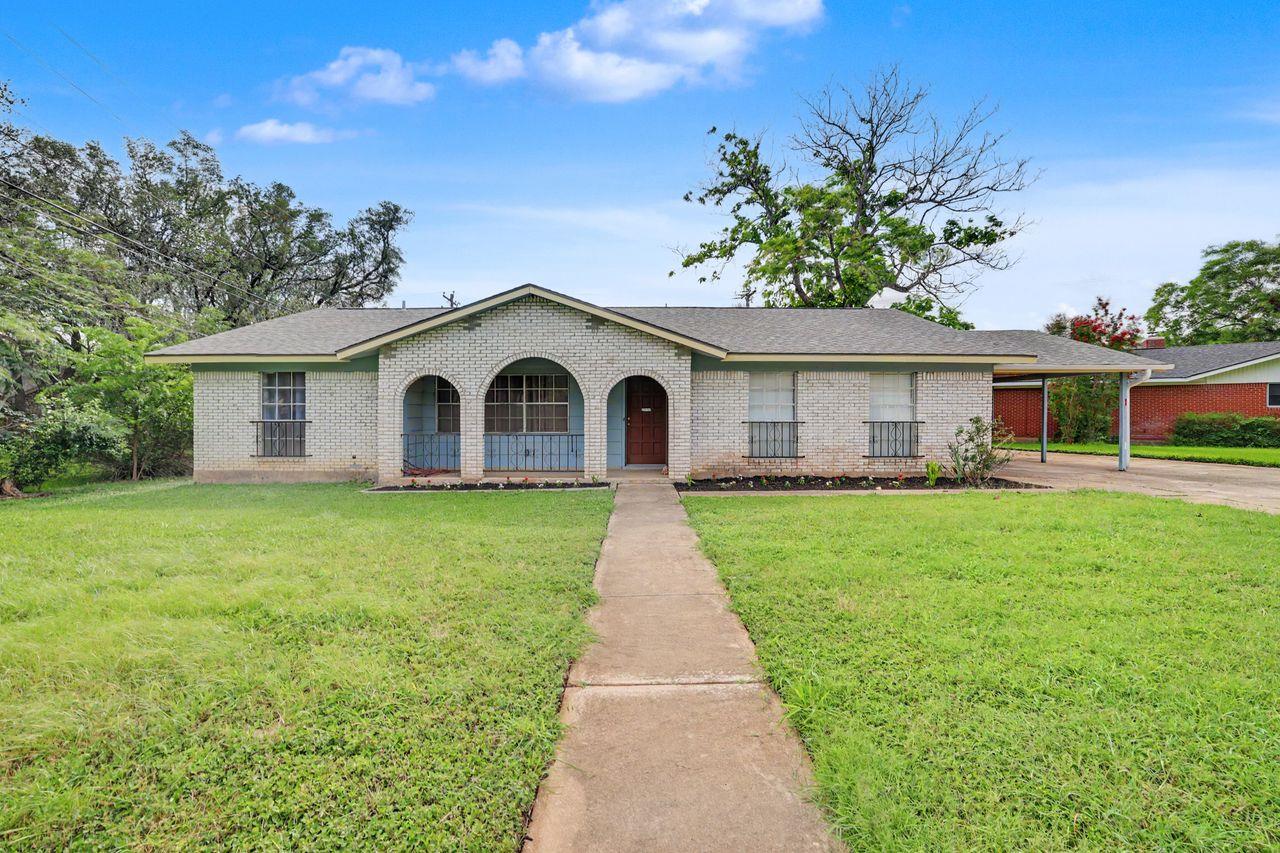 1811 Terry LN, Georgetown, TX 78628 photo 3