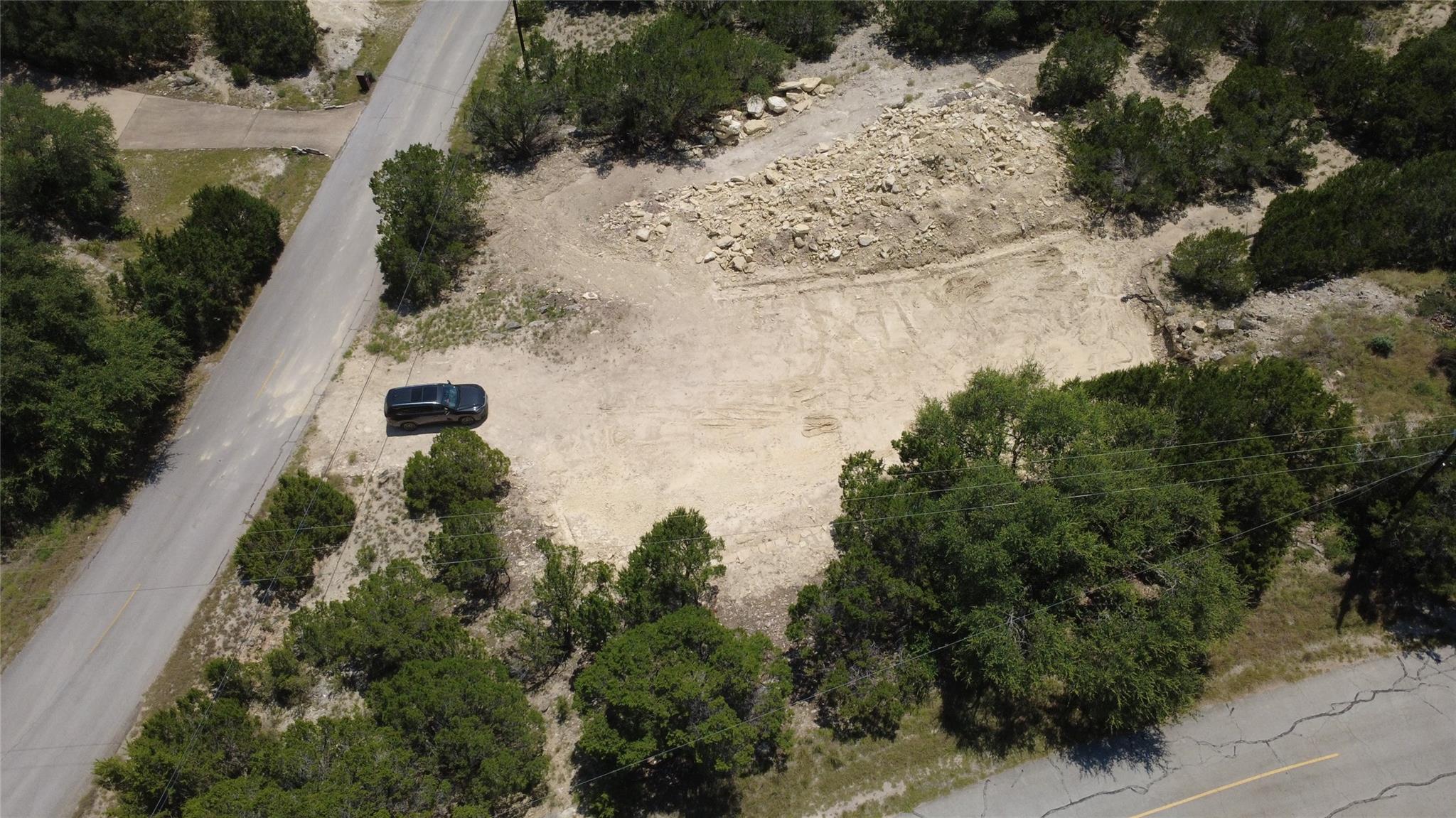 21900 Morar DR, Spicewood, TX 78669 photo 2