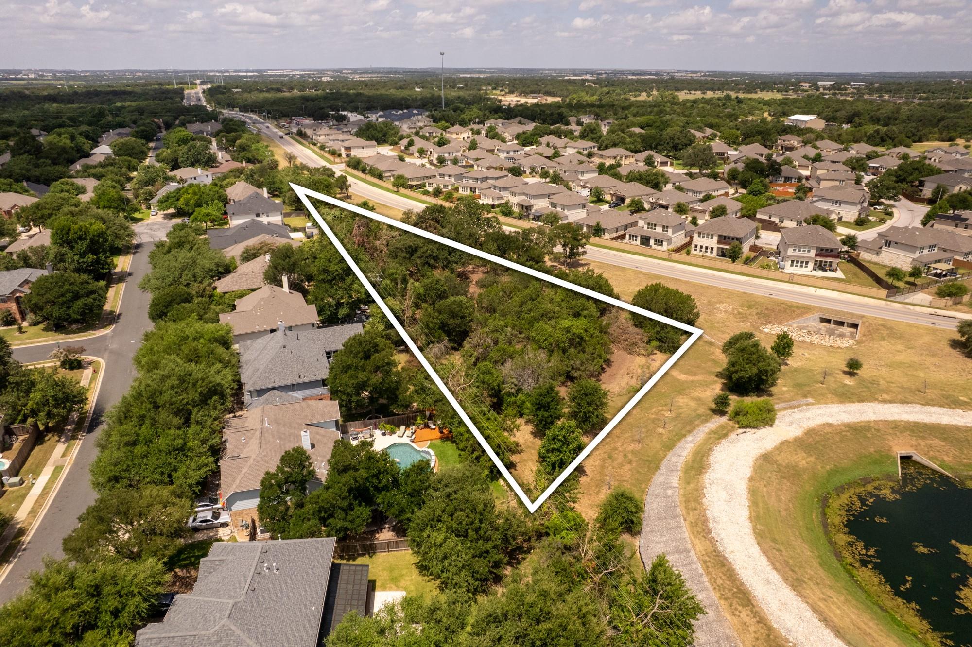 4770 New Hope DR, Round Rock, TX 78681 photo 3