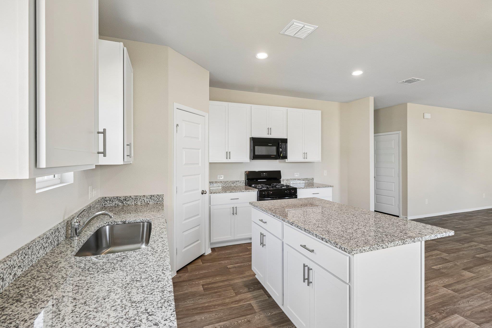 12013 Murano DR, Austin, TX 78747 photo 5