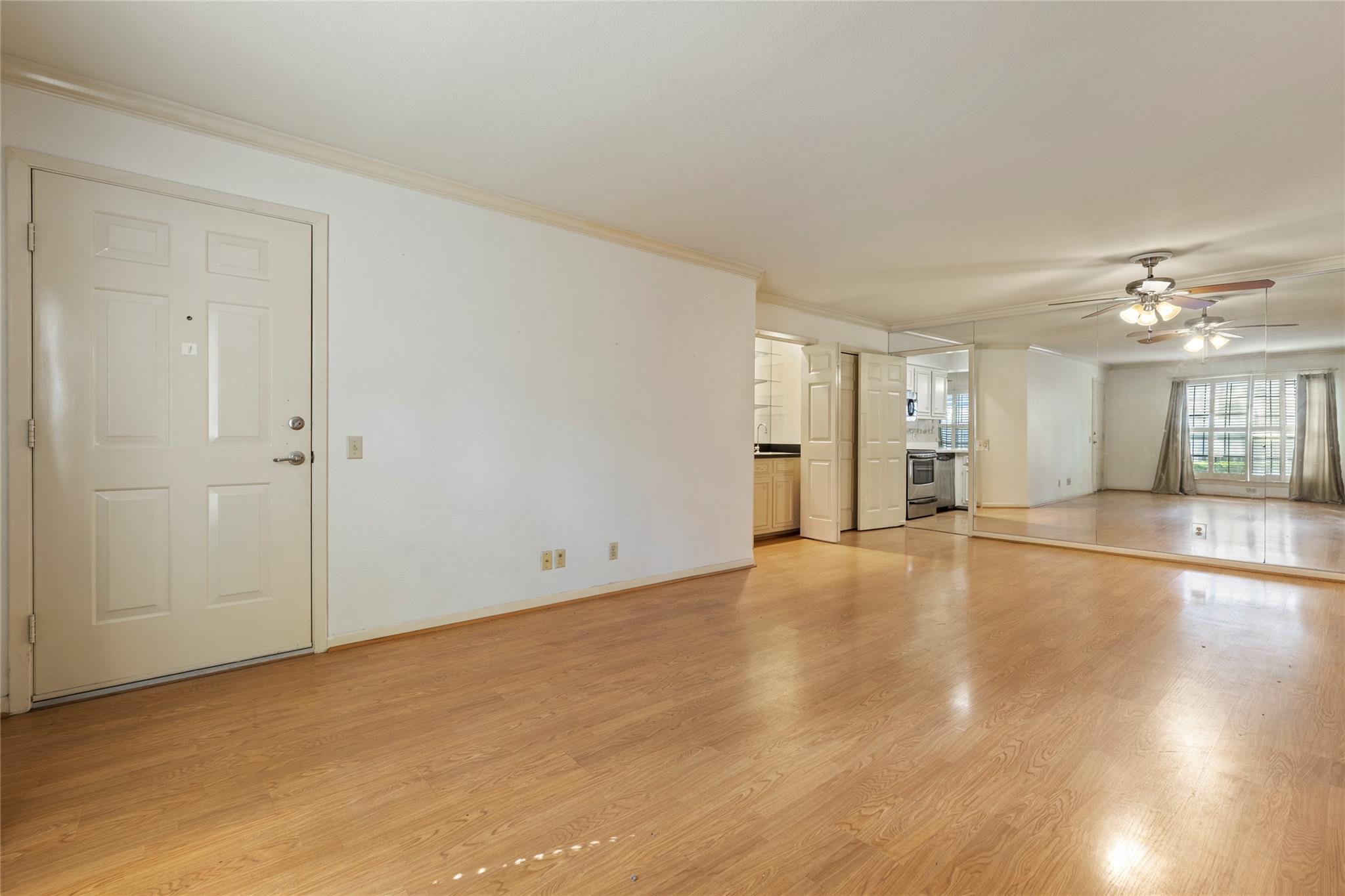8415 Fredericksburg RD #306, San Antonio, TX 78229 photo 5