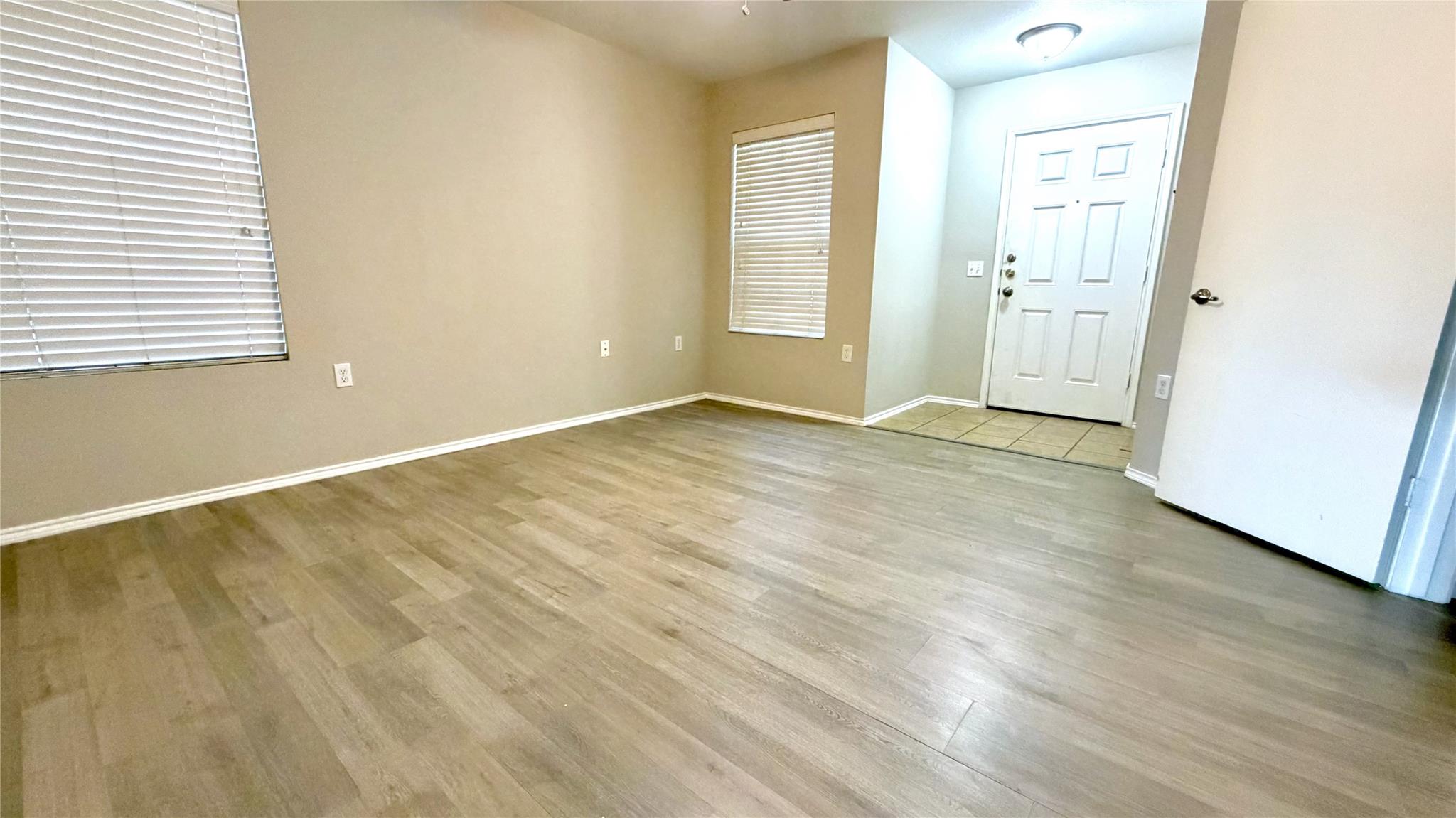 12333 Paloma Blanca WAY, Del Valle, TX 78617 photo 2