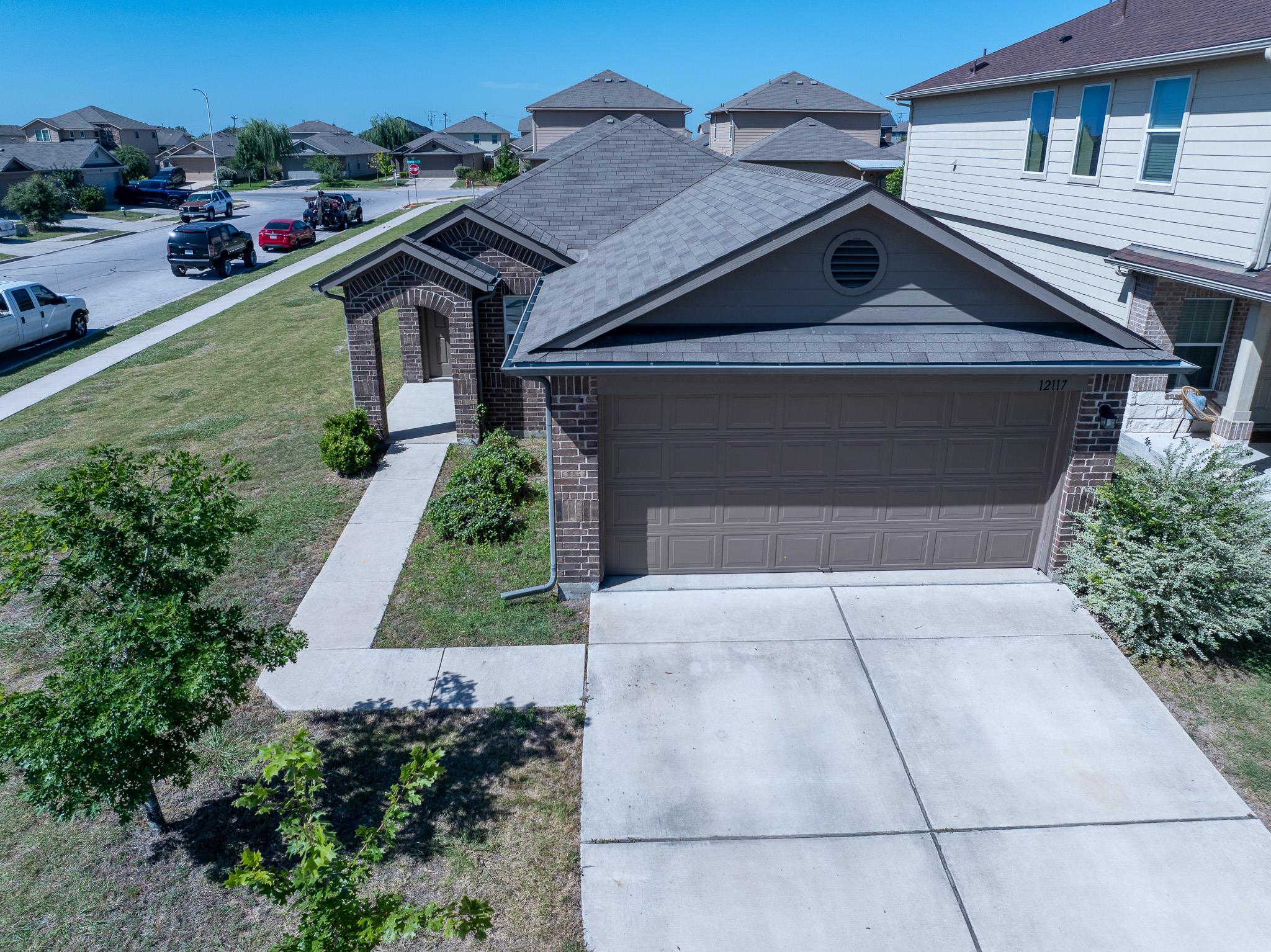 12117 Greywacke DR, Manor, TX 78653 photo 2