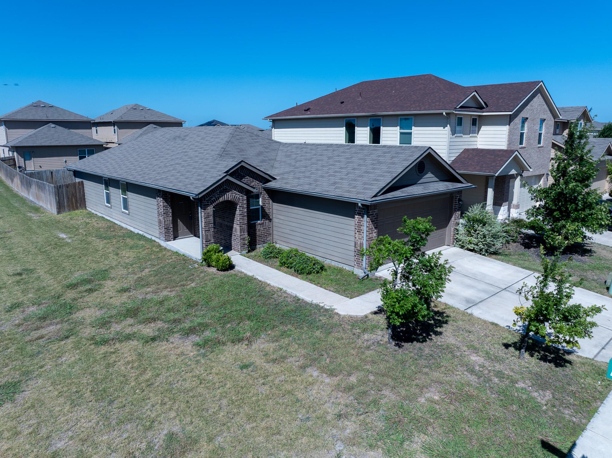 12117 Greywacke DR, Manor, TX 78653 photo 3