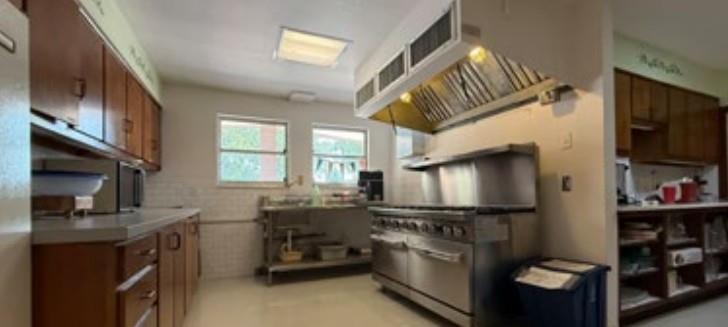 908 Old Koenig LN, Austin, TX 78756 photo 5