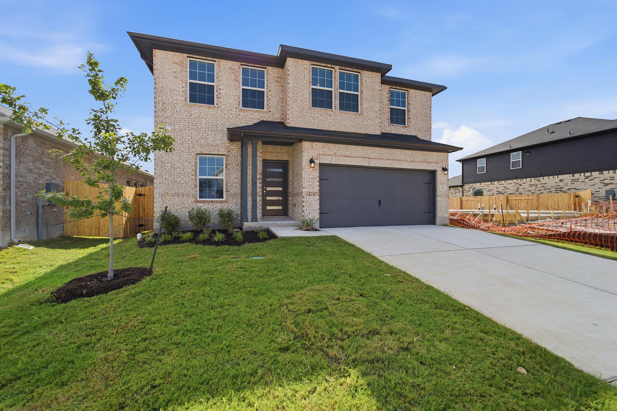 351 Begonia ST, Buda, TX 78610 photo 2