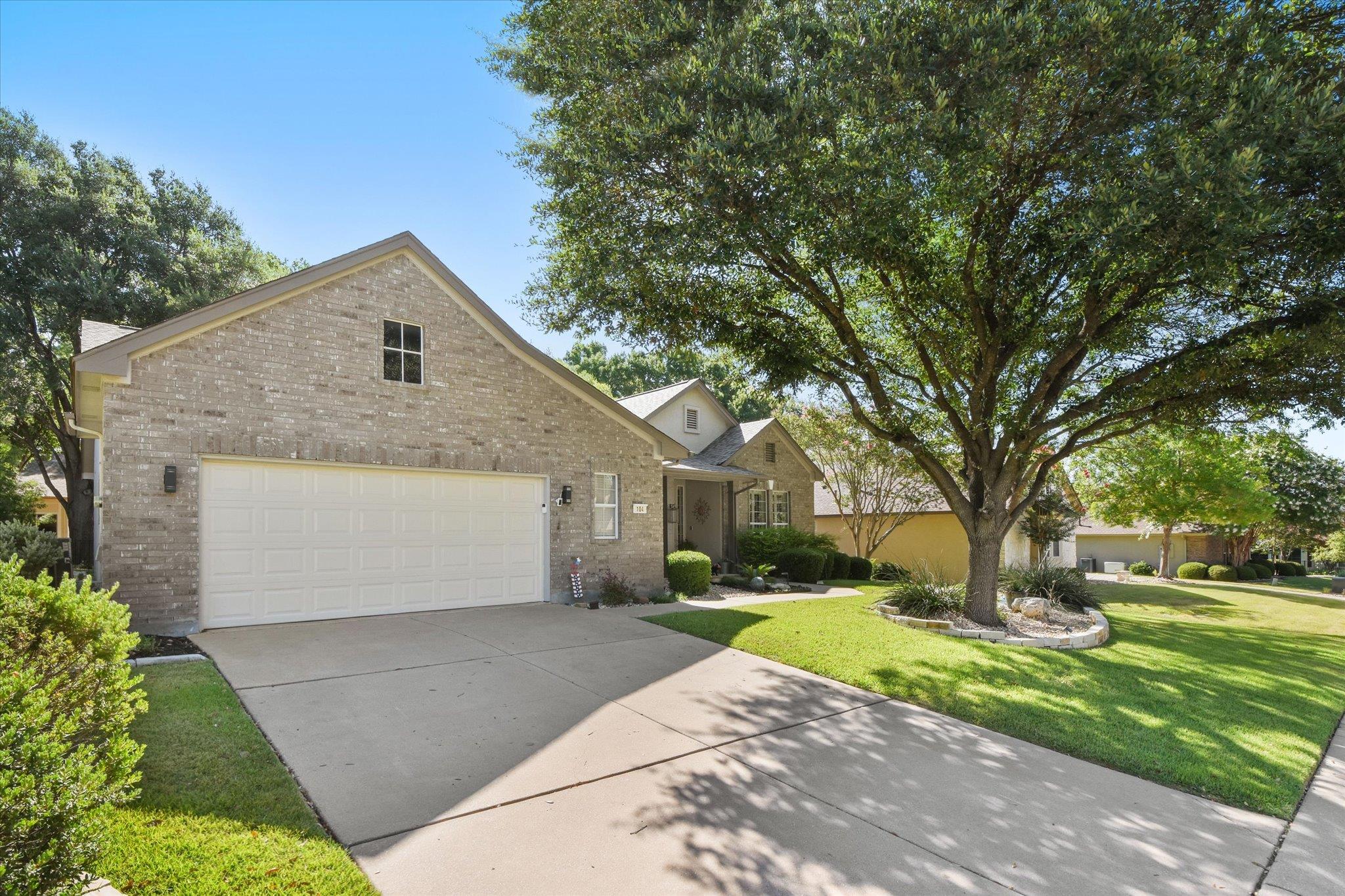 104 Wild Rose DR, Georgetown, TX 78633 photo 3