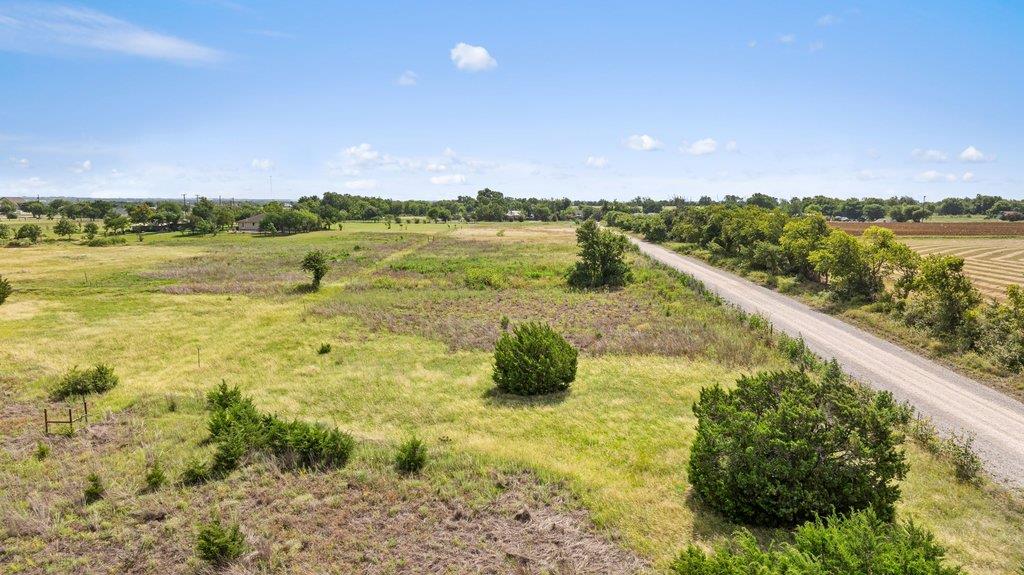 1920 County Road 130, Hutto, TX 78634 photo 3