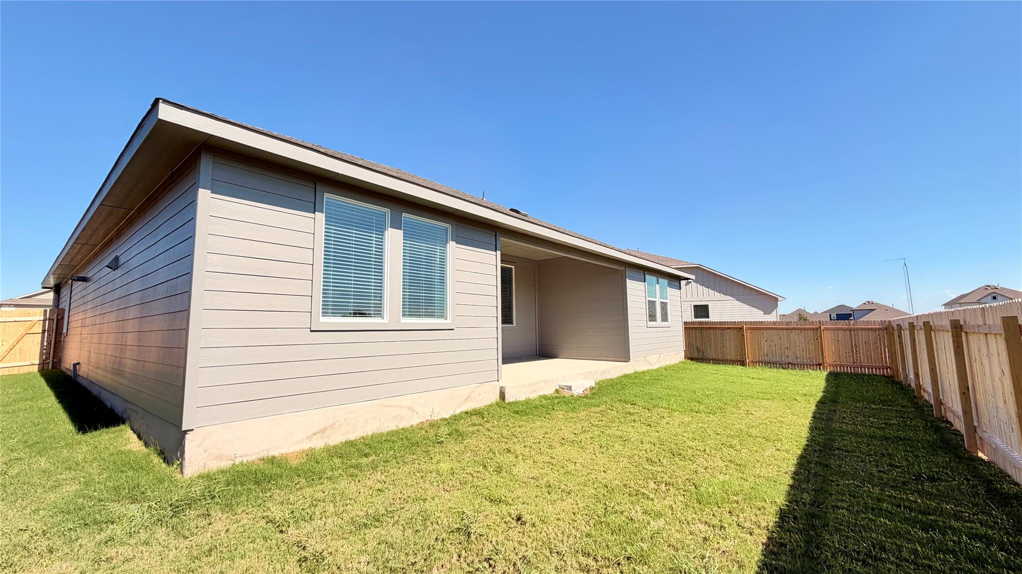 105 Milo CT, Kyle, TX 78640 photo 5