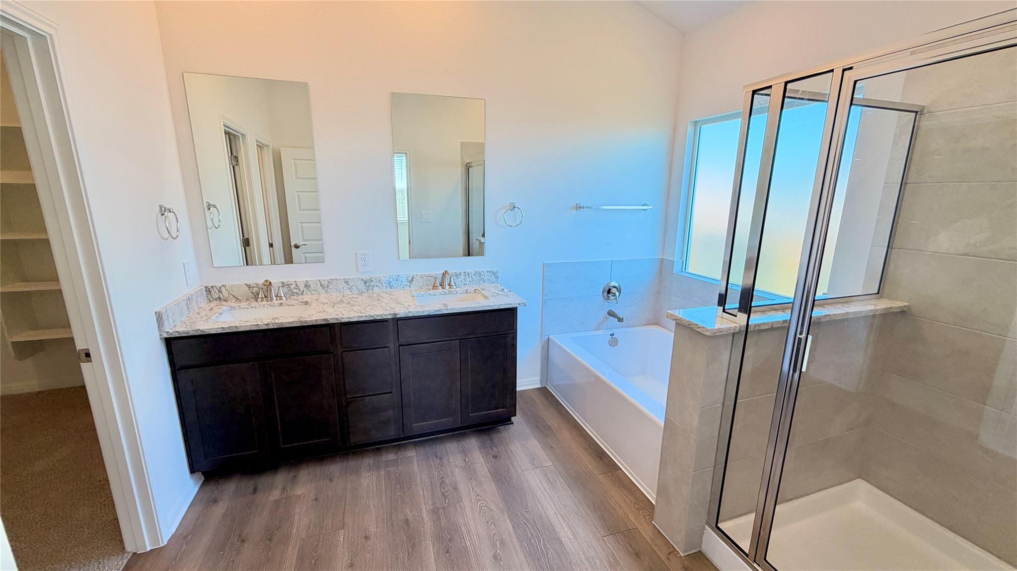 105 Milo CT, Kyle, TX 78640 photo 4