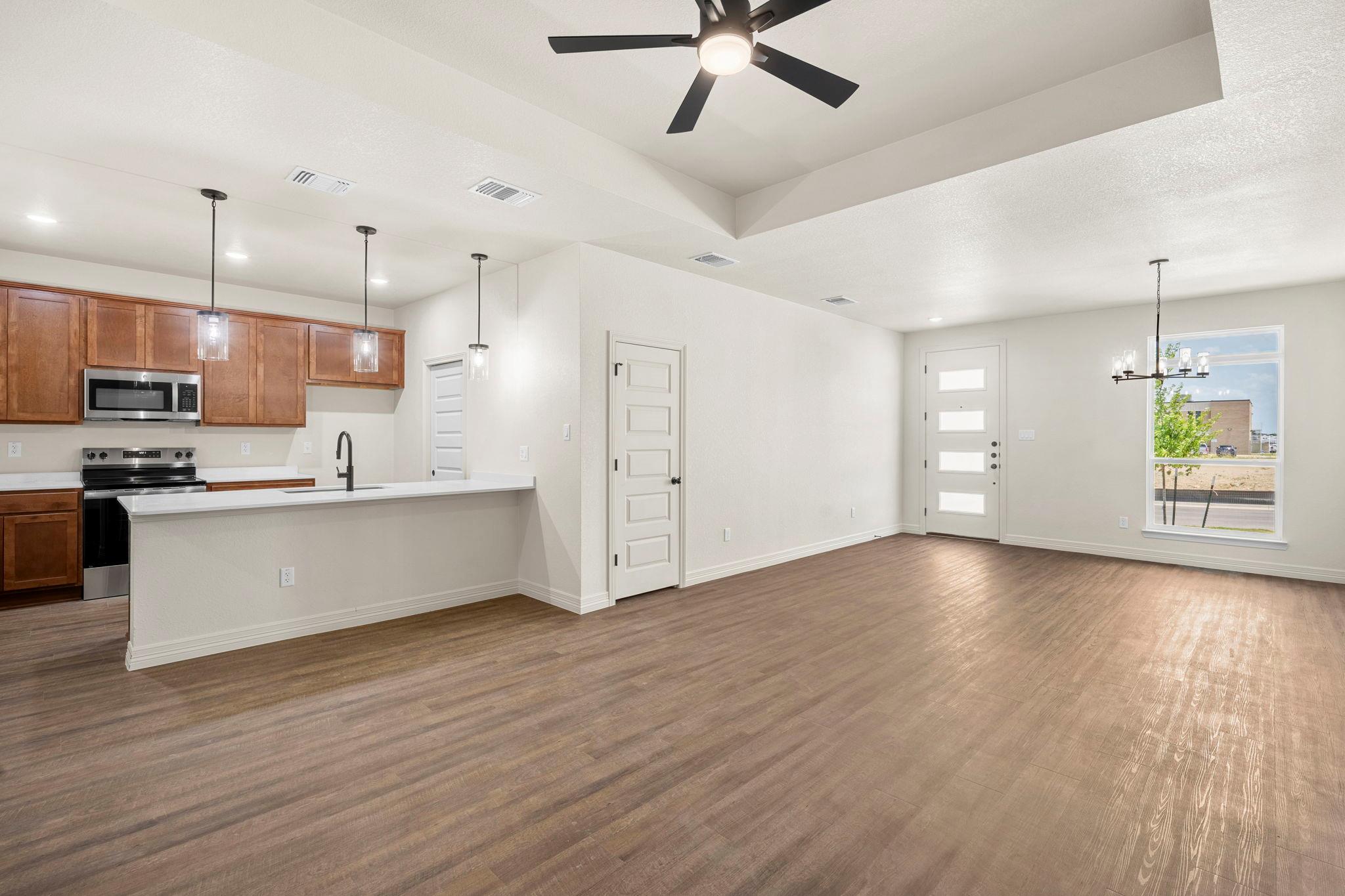 1303 Lone Pine WAY, Killeen, TX 76543 photo 3