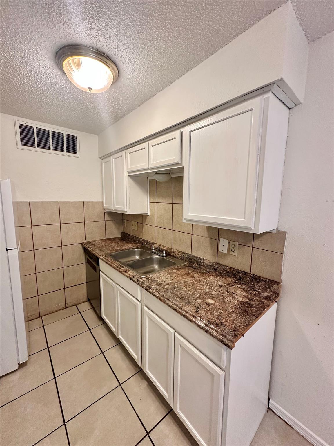 4322 Gillis ST #106, Austin, TX 78745 photo 4