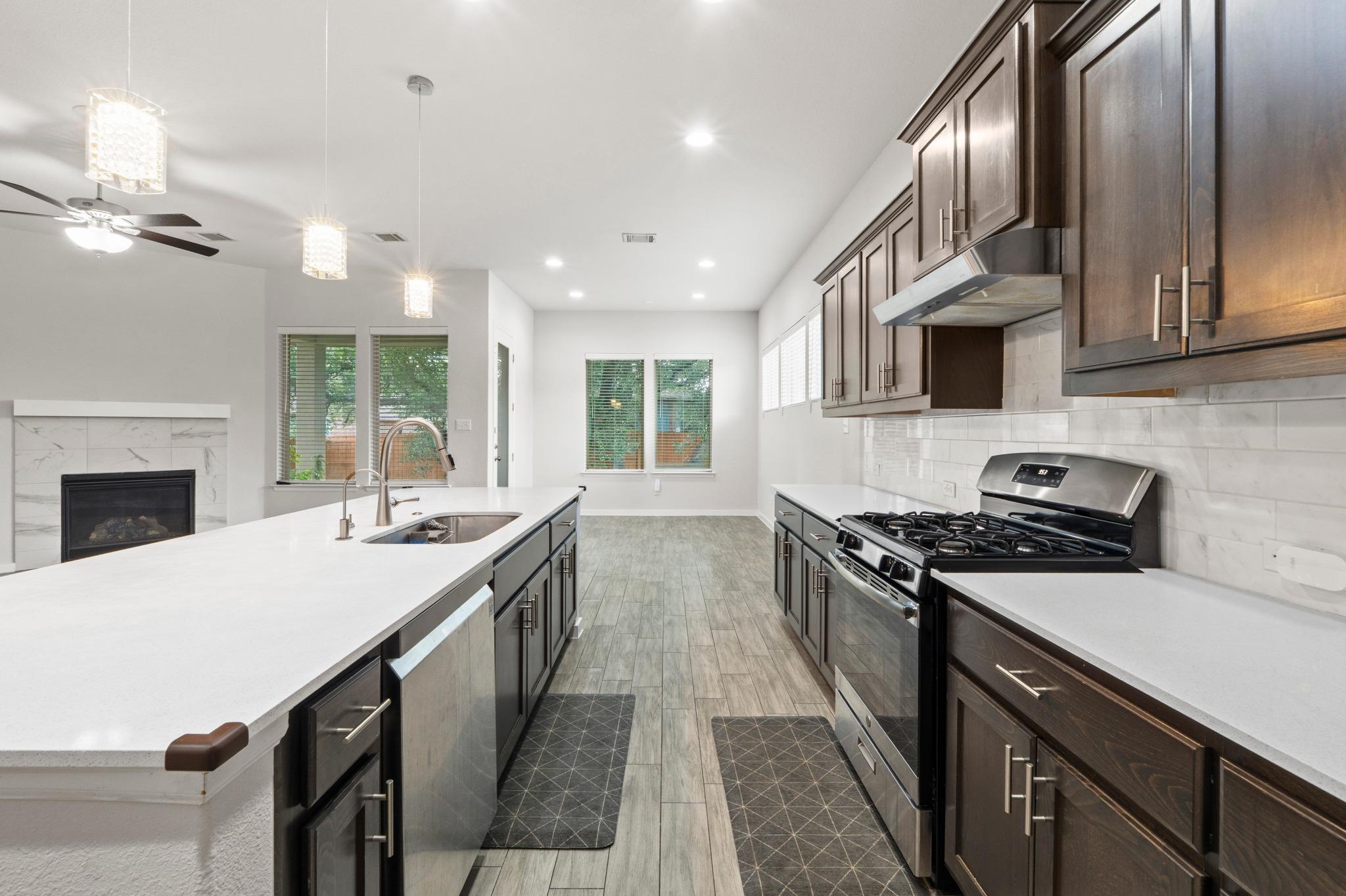 3617 Kyler Glen CV, Round Rock, TX 78681 photo 4