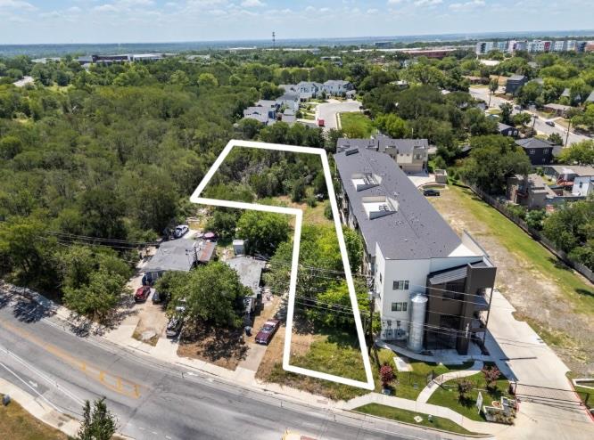1813 Webberville RD, Austin, TX 78721 photo 4