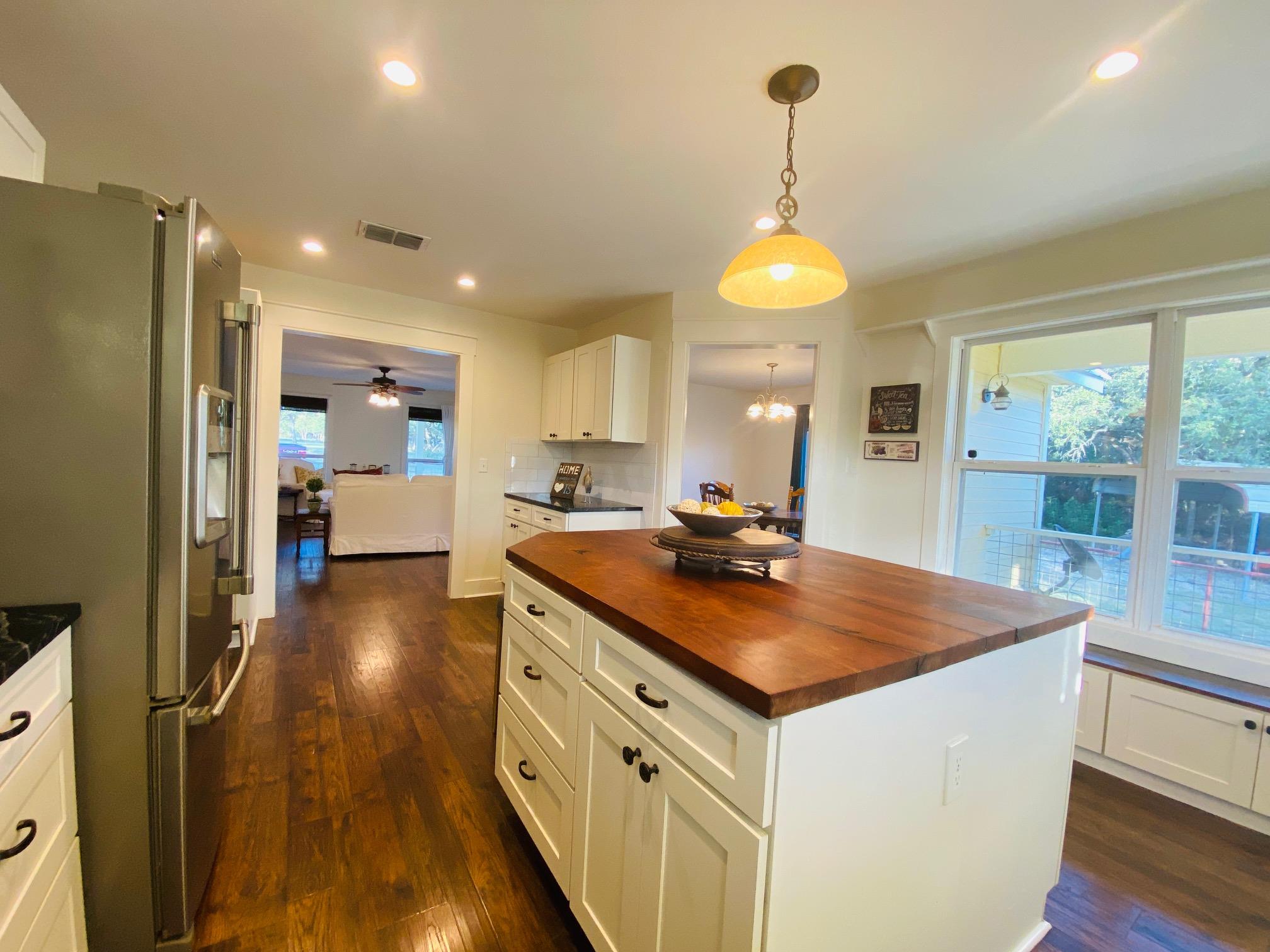 306 Plainview RD, Wimberley, TX 78676 photo 5