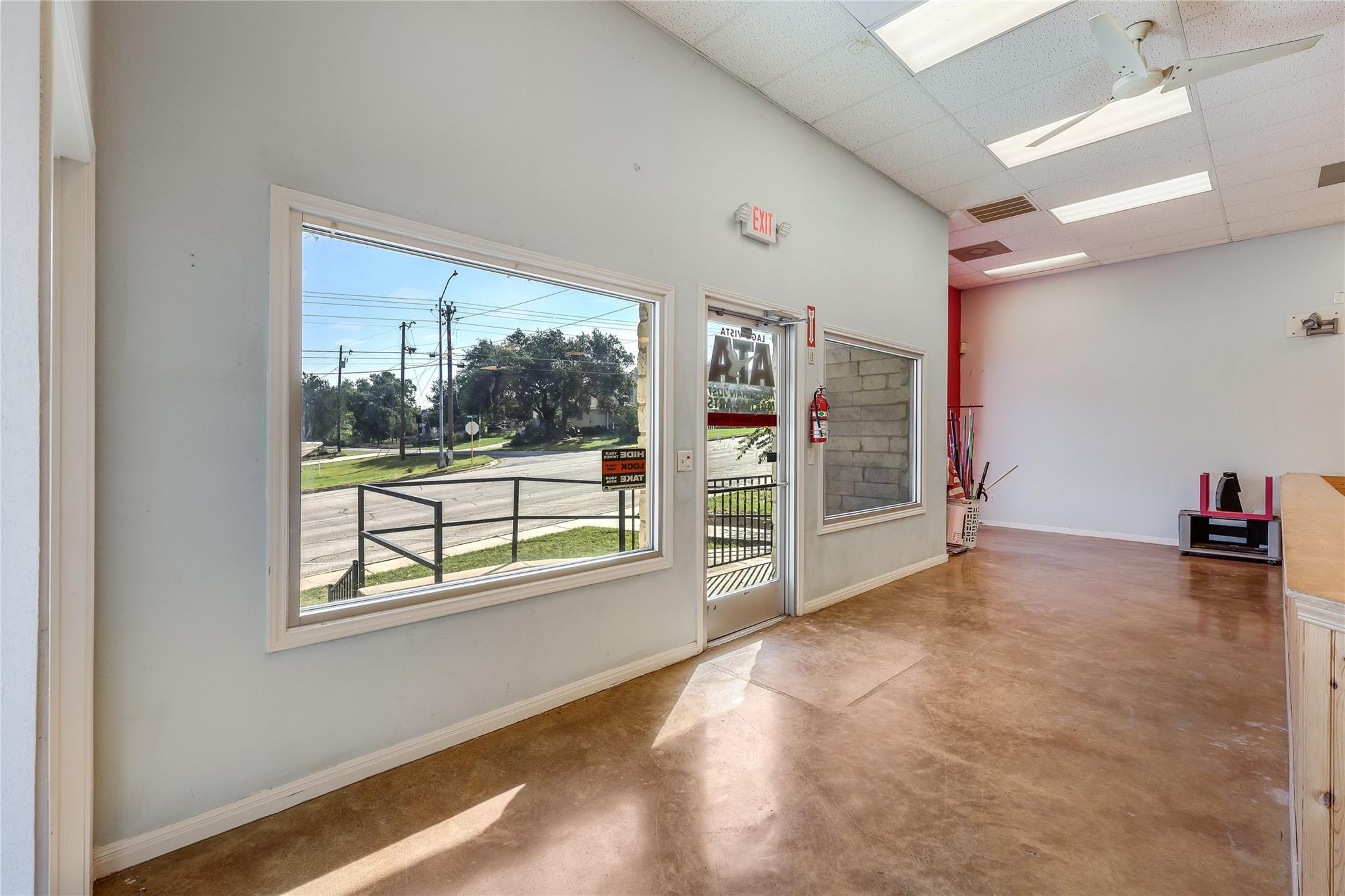 20615 Dawn DR, Lago Vista, TX 78645 photo 4
