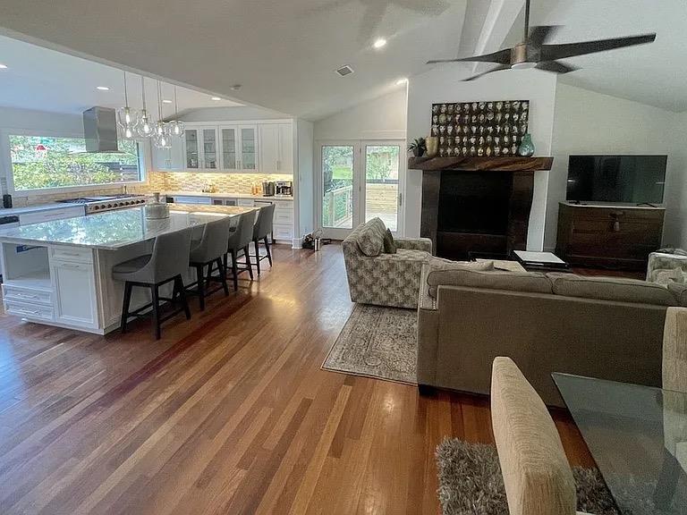 1503 Betty Jo DR, Austin, TX 78704 photo 3
